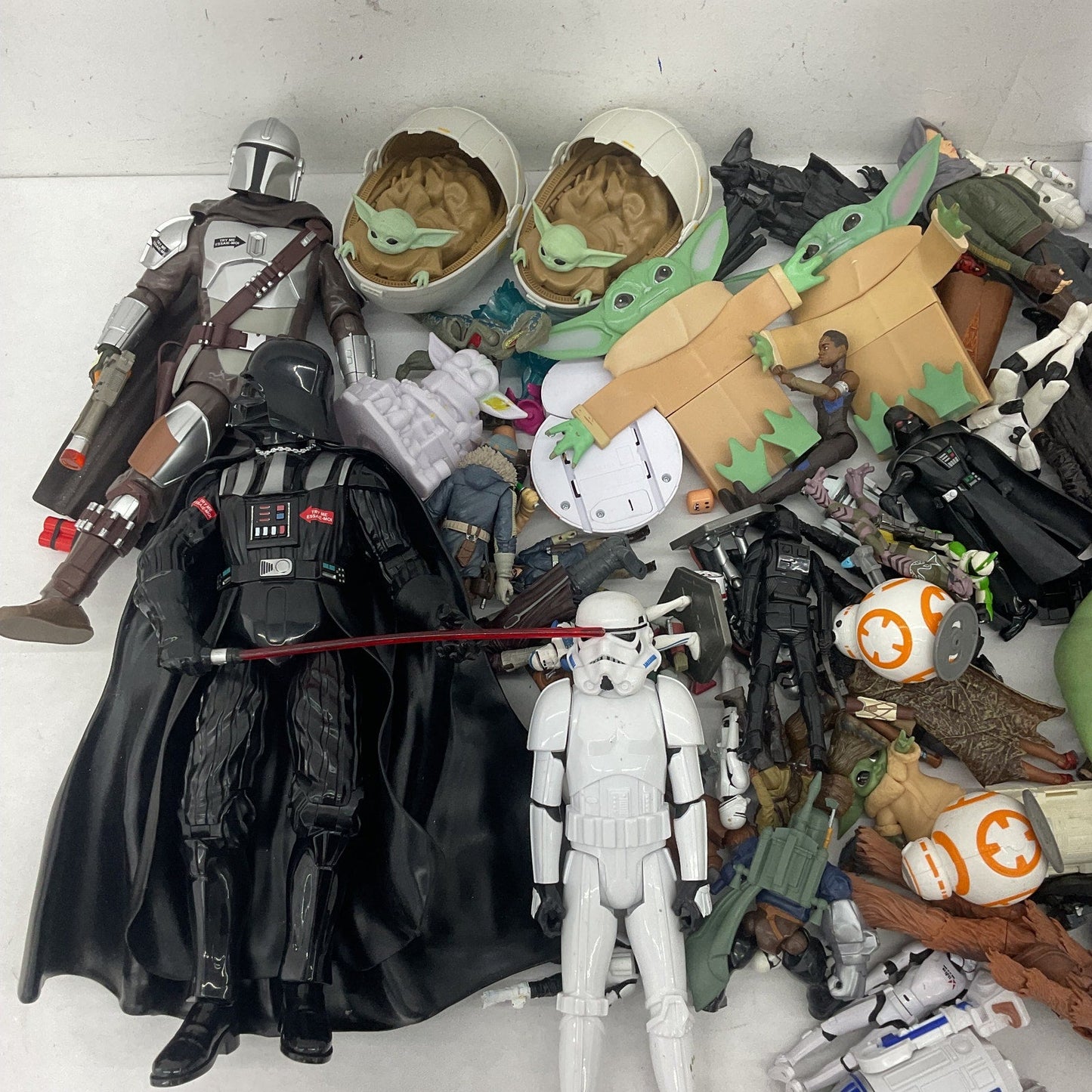 Preowned Star Wars Action Figure Collection Toys Figures LOT 14 lbs Mixed Random - Warehouse Toys