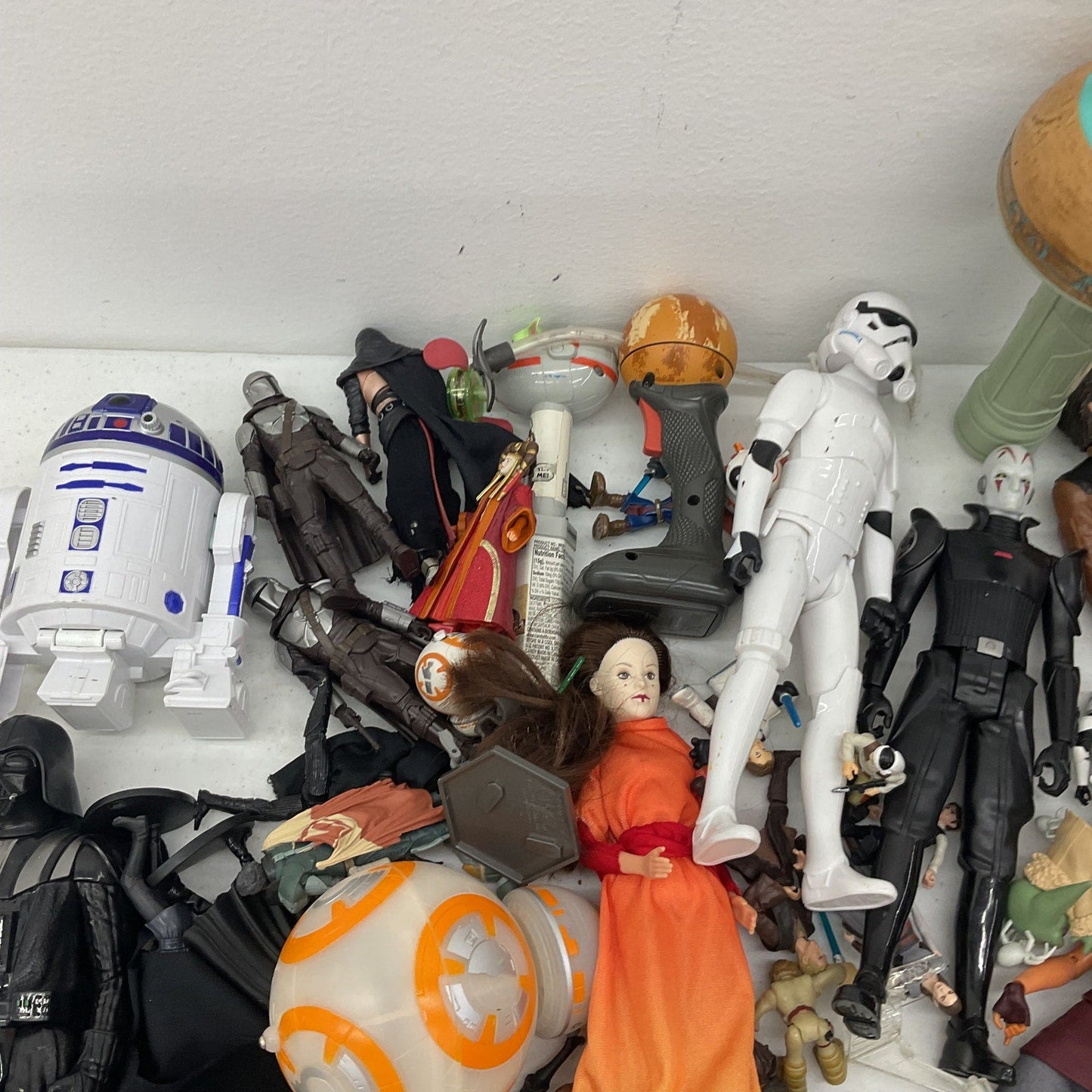 Preowned Star Wars Action Figure Collection Toys Figures LOT Droids Grogu 10 lbs - Warehouse Toys