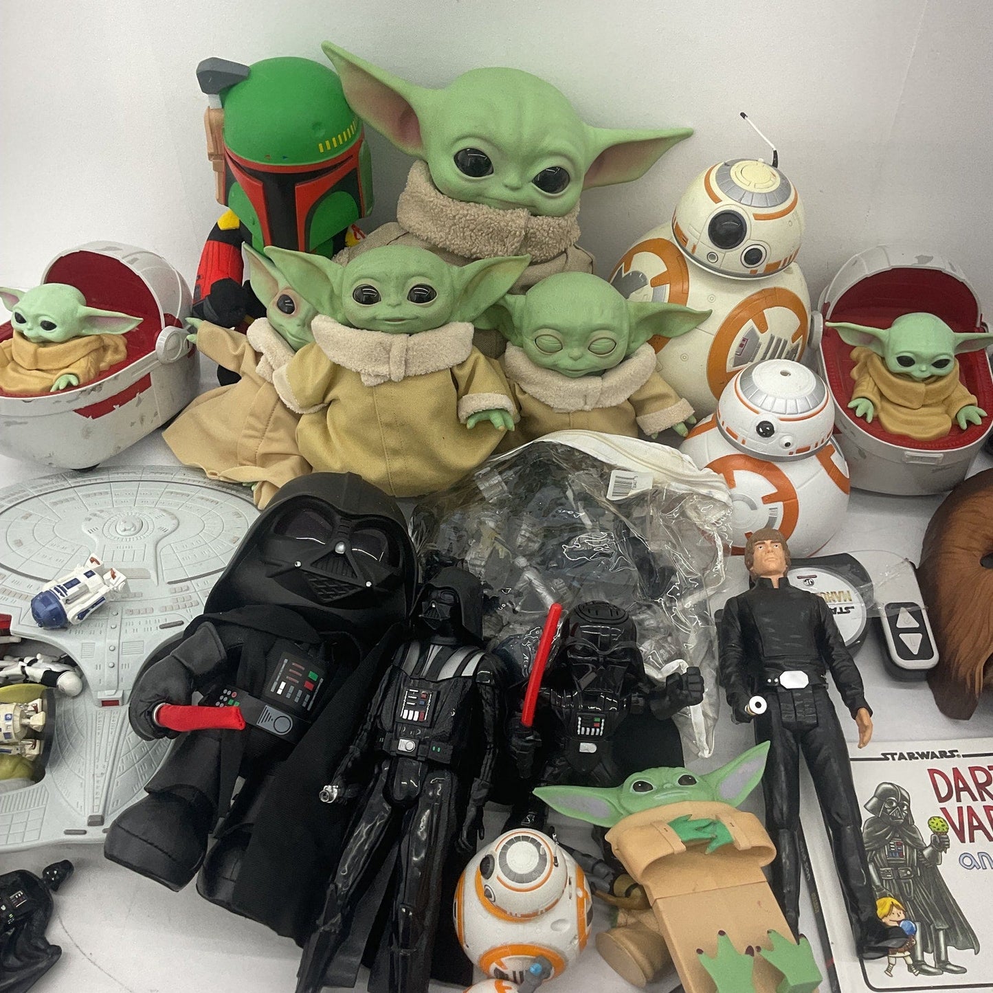 Preowned Star Wars Action Figure Collection Toys Figures LOT Droids Grogu 25 lbs - Warehouse Toys