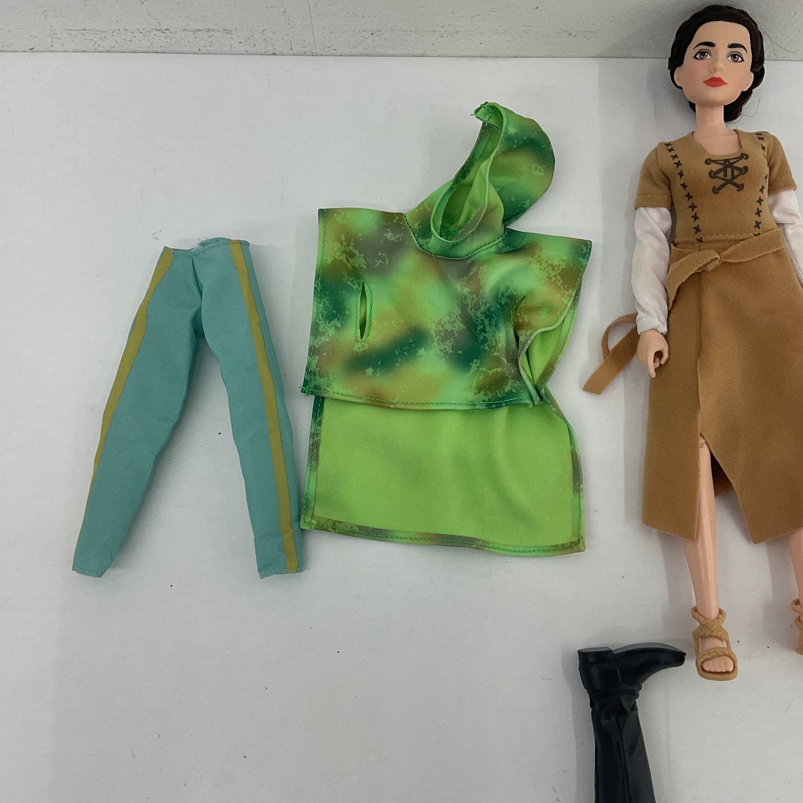 Preowned Star Wars Doll w/ Accessories Forces of Destiny Endor Princess Leia - Warehouse Toys