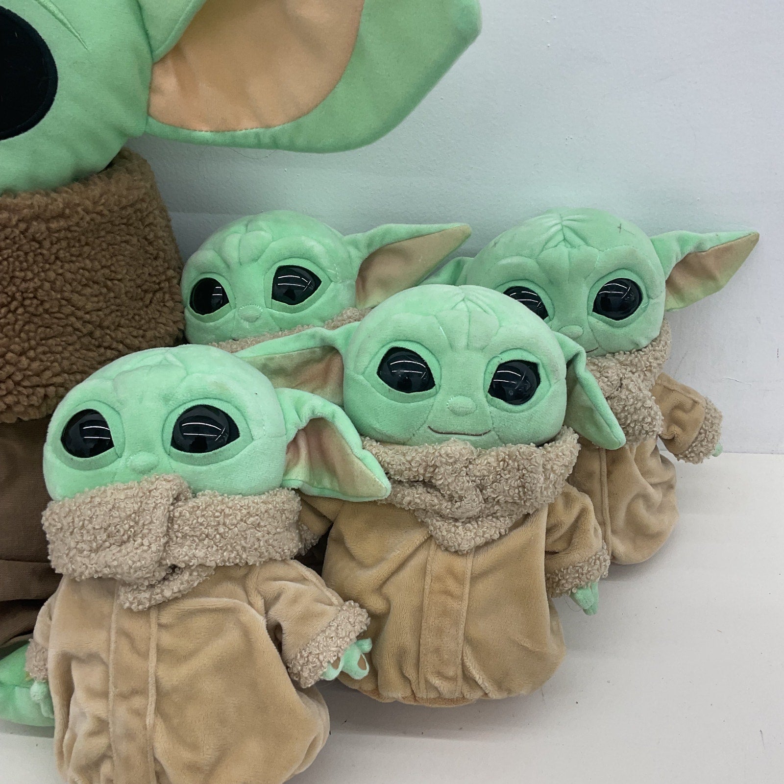 Preowned Star Wars Multicolor Plush Toys LOT Baby Grogu Mandalorian Yoda Dolls - Warehouse Toys