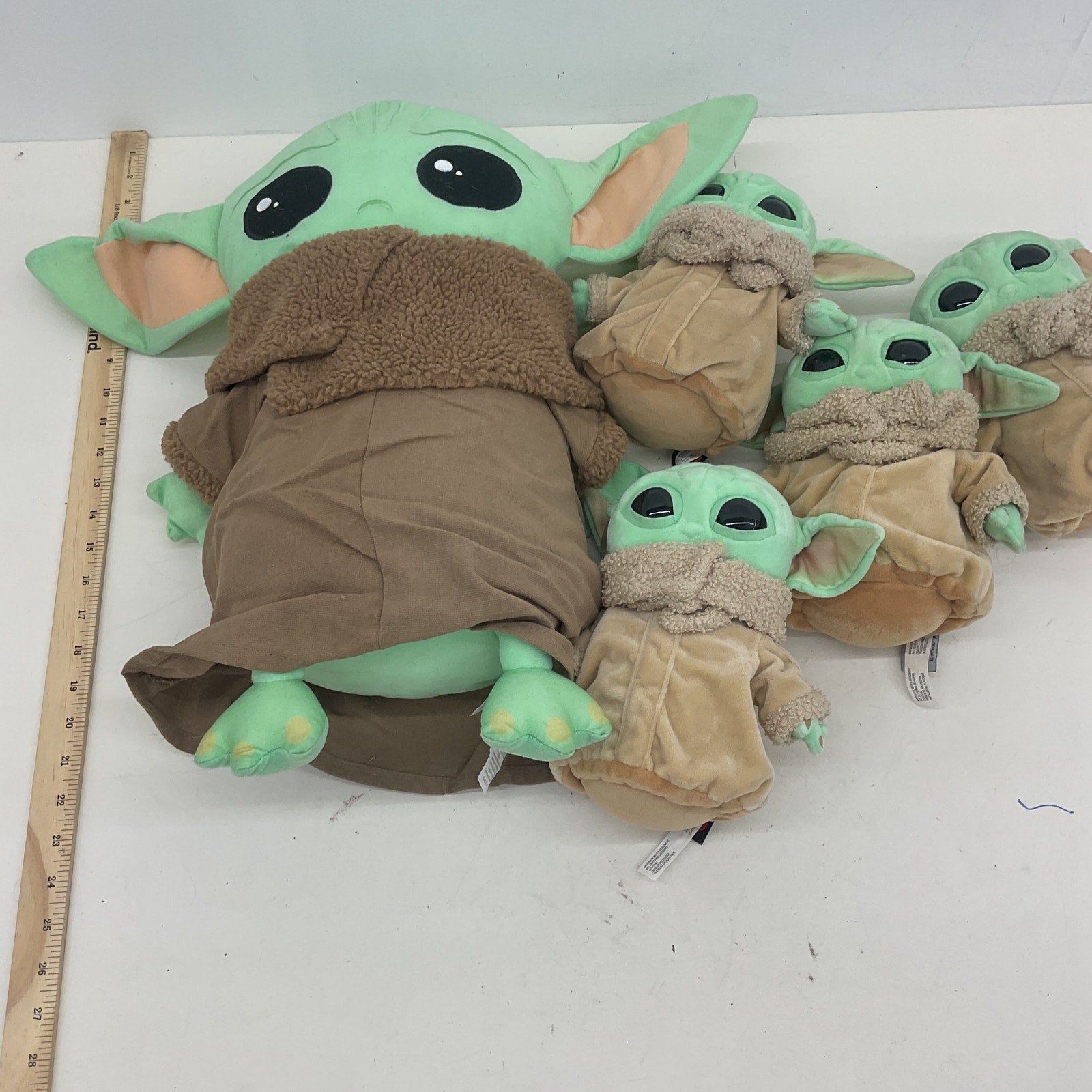 Preowned Star Wars Multicolor Plush Toys LOT Baby Grogu Mandalorian Yoda Dolls - Warehouse Toys