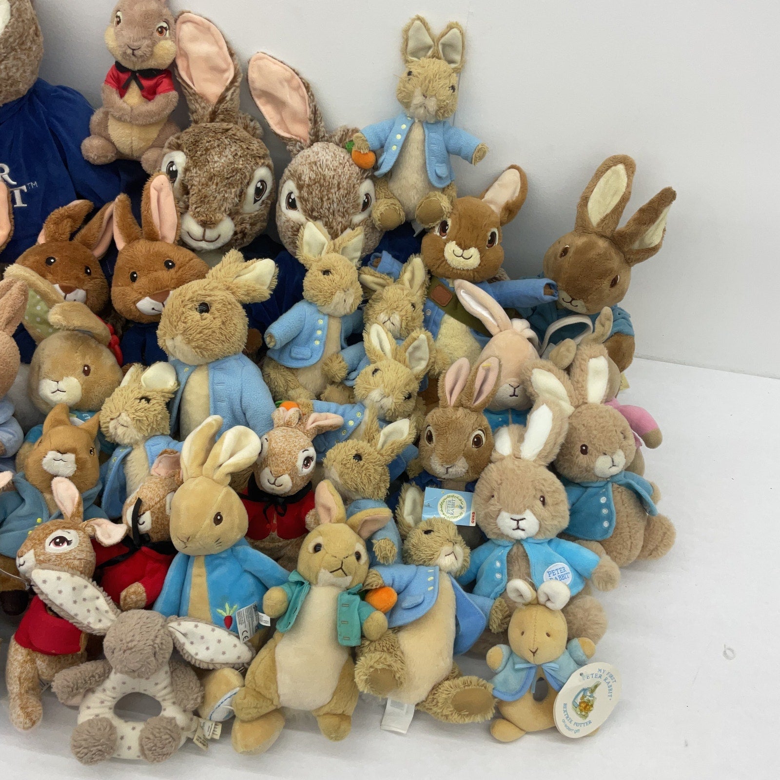 Preowned Stuffed Animals LOT 11 lbs Beatrix Potter Peter Rabbit Plush Dolls - Warehouse Toys