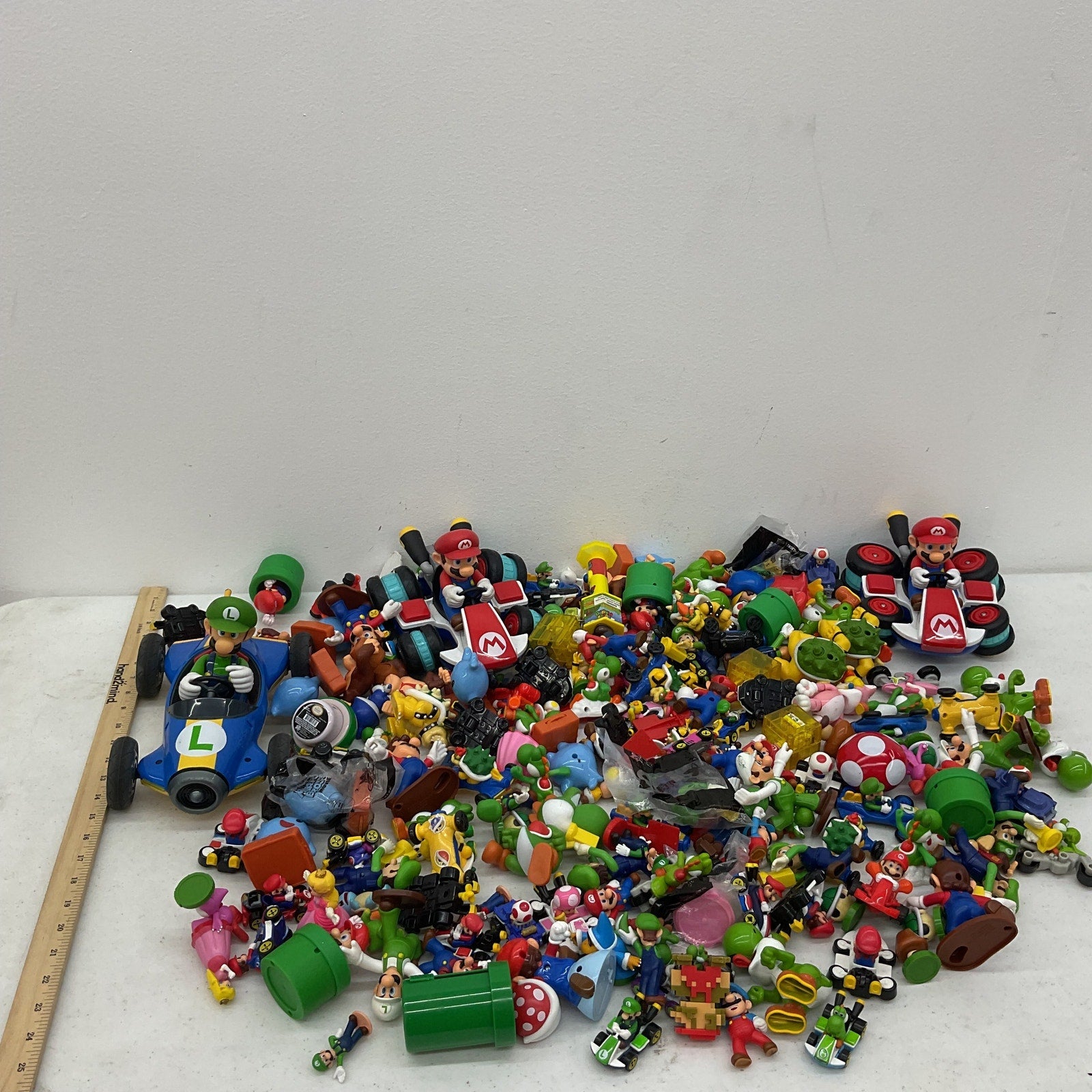 Preowned Super Mario 15 lbs Kart Action Figures Vehicles Toys Accessories LOT - Warehouse Toys