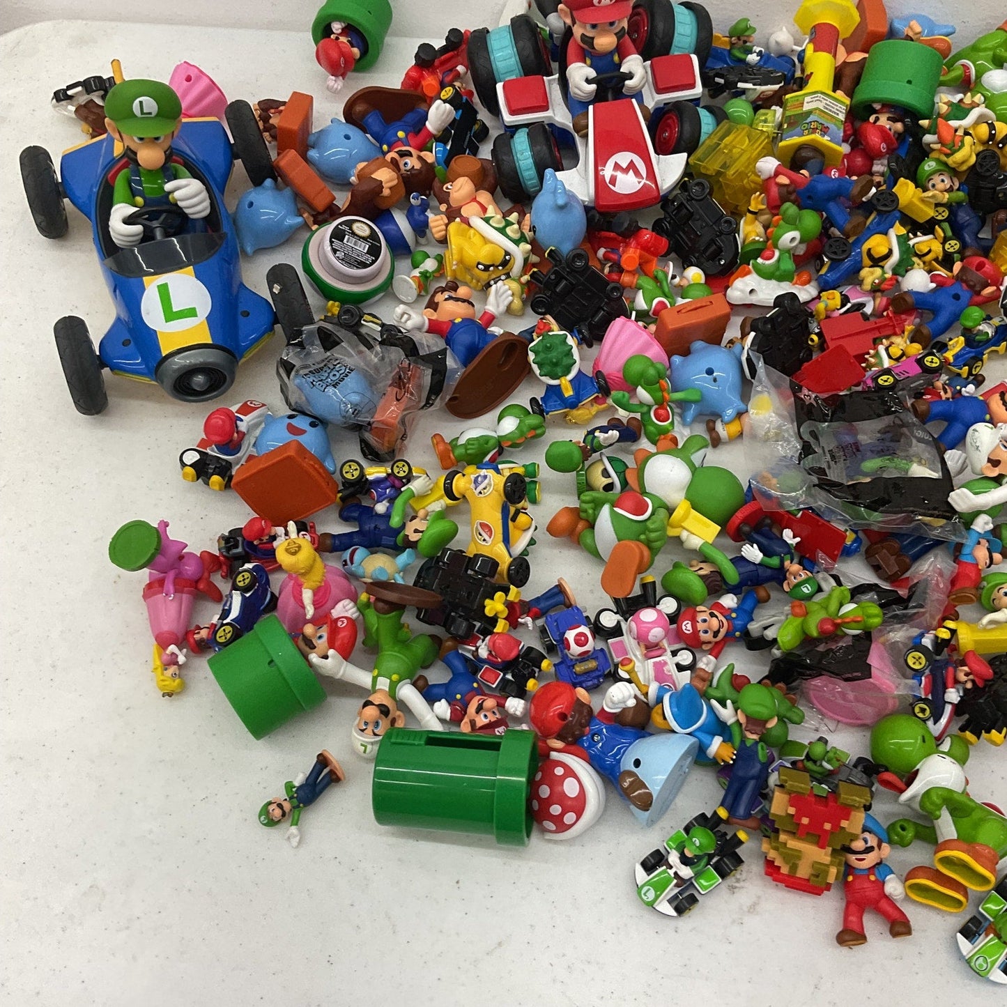 Preowned Super Mario 15 lbs Kart Action Figures Vehicles Toys Accessories LOT - Warehouse Toys