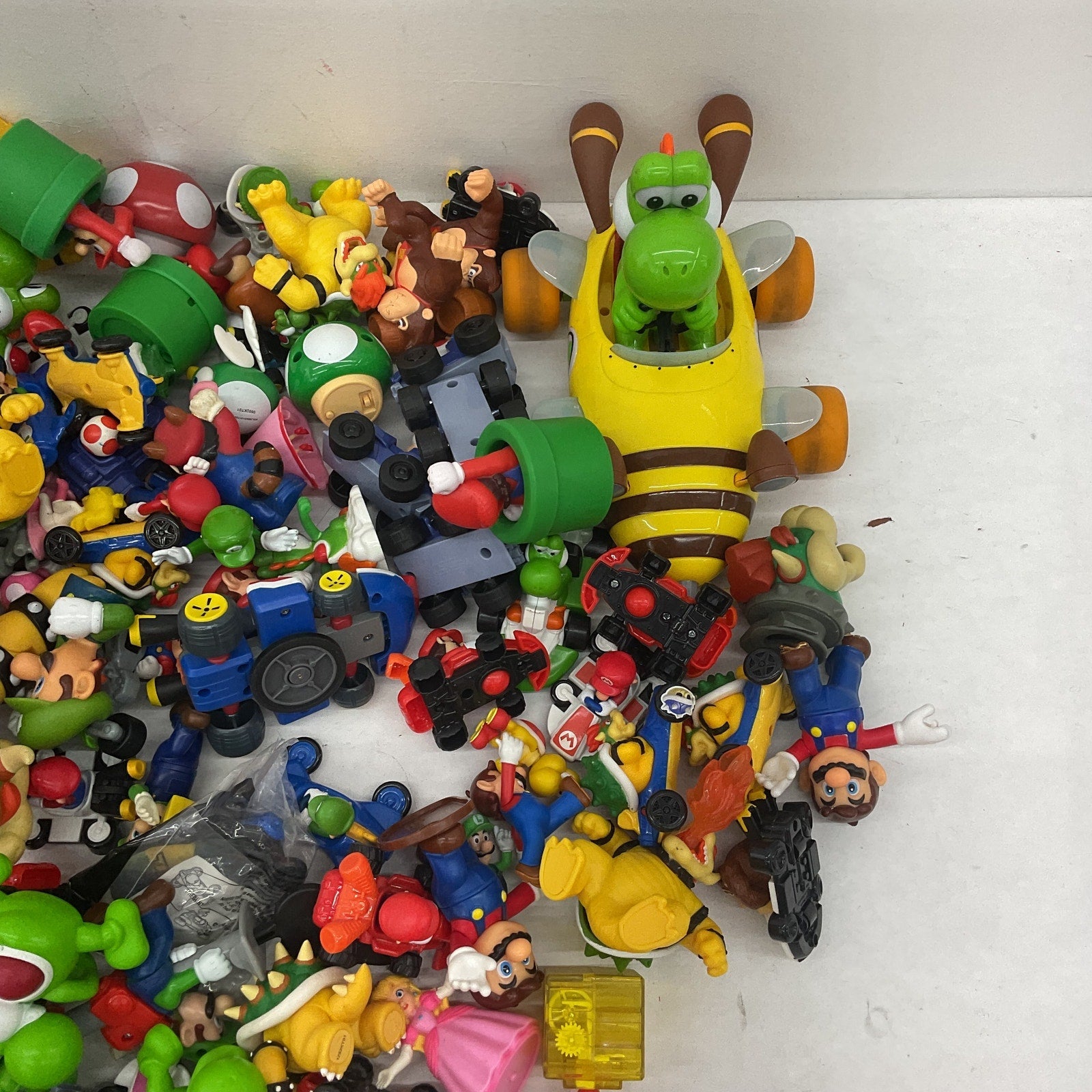 Preowned Super Mario Kart 16 lbs Action Figures Vehicles Toys Accessories LOT - Warehouse Toys