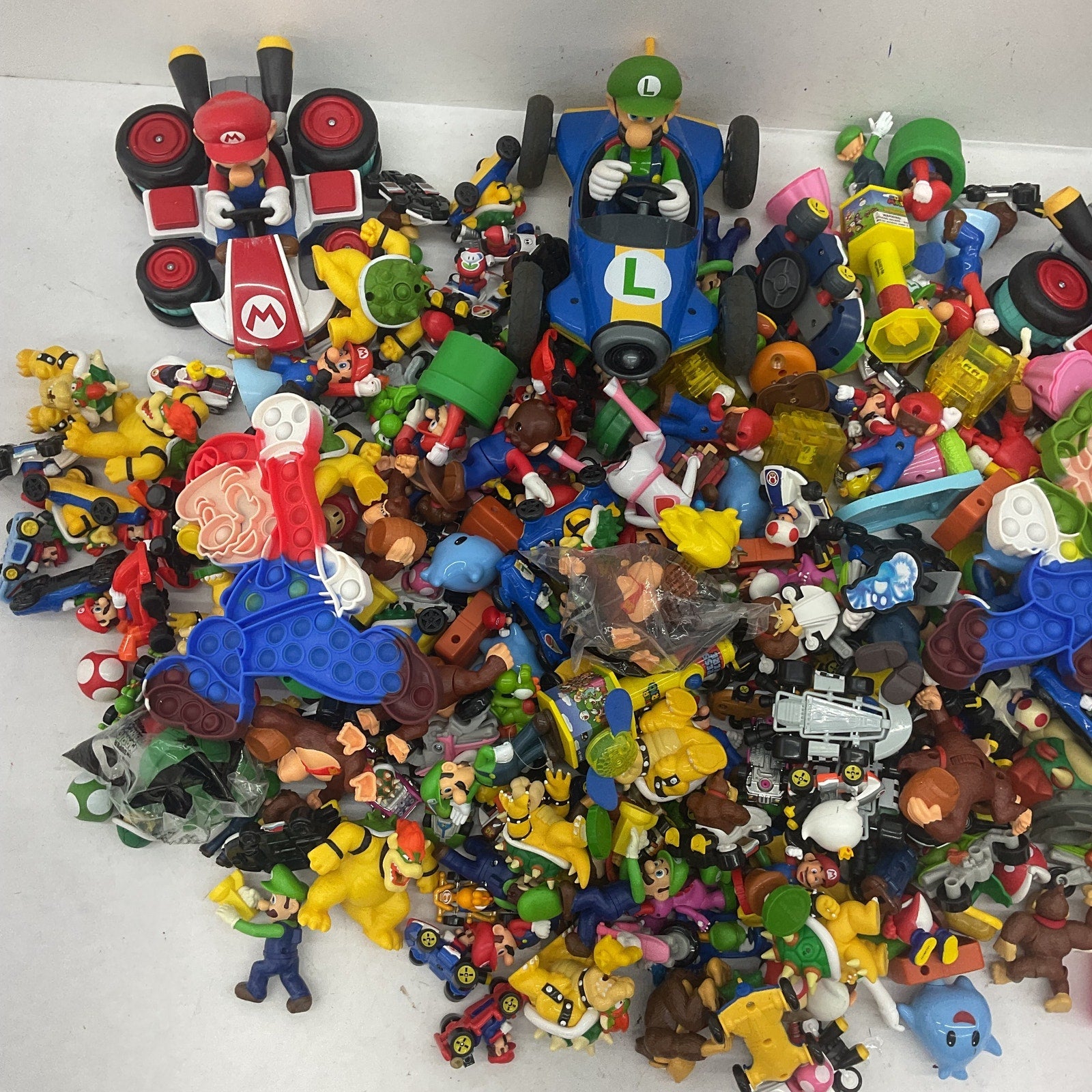 Preowned Super Mario Kart Action Figures 20 lbs Vehicles Toys Accessories LOT - Warehouse Toys