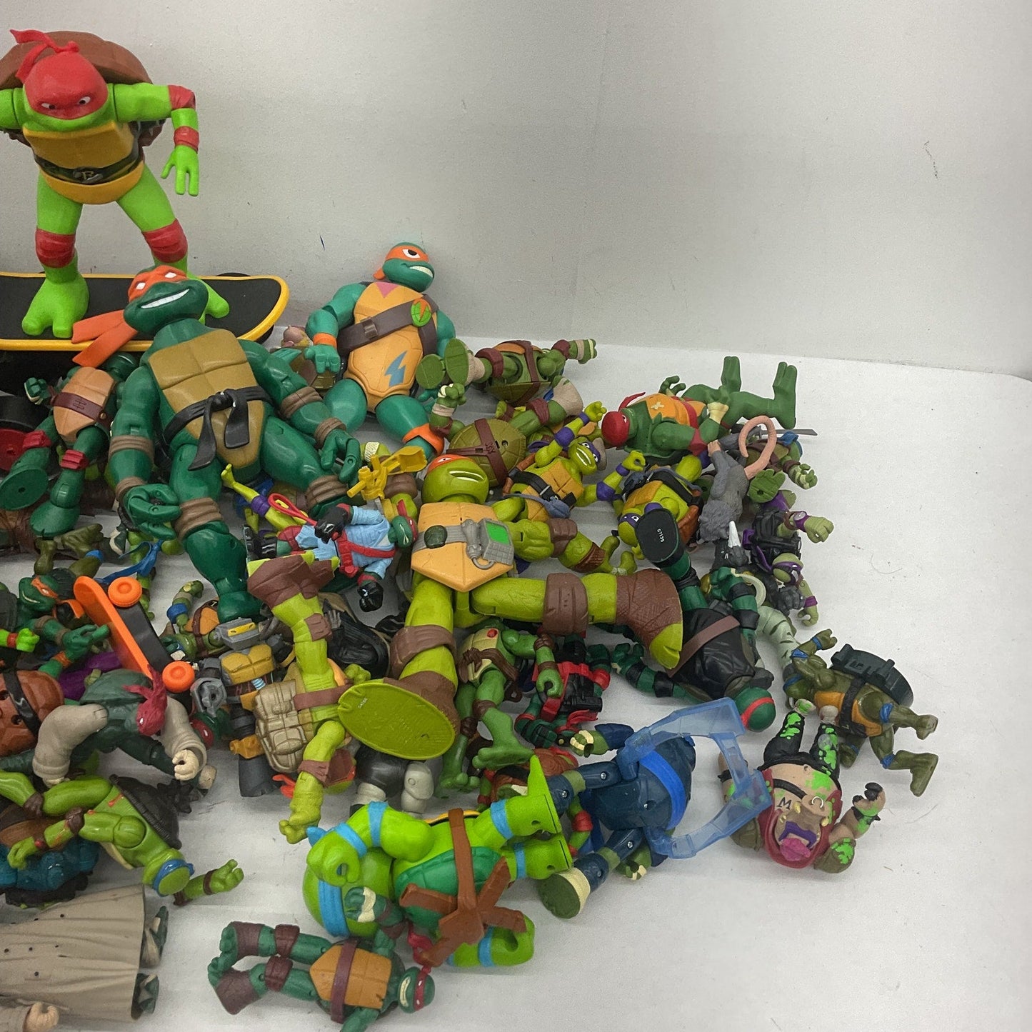 Preowned TMNT Action Figure 20 lbs Collection Ninja Turtles LOT Toys Mixed - Warehouse Toys