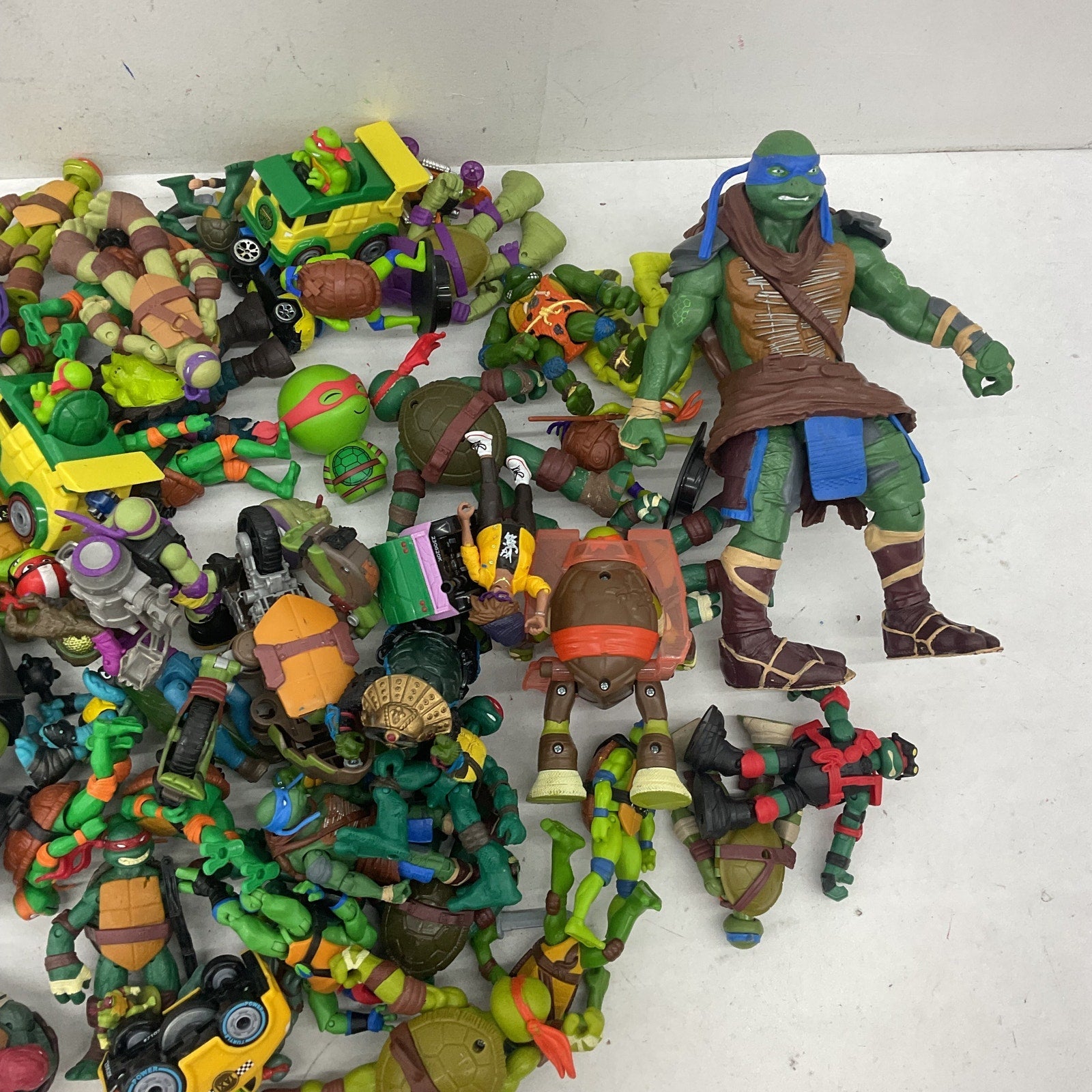 Preowned TMNT Action Figure Collection Ninja Turtles LOT 10 lbs Toys Vehicles - Warehouse Toys