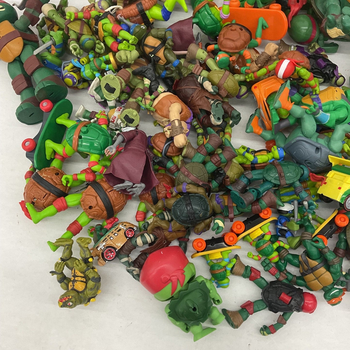 Preowned TMNT Action Figure Collection Ninja Turtles LOT 18 lbs Toys Figures - Warehouse Toys