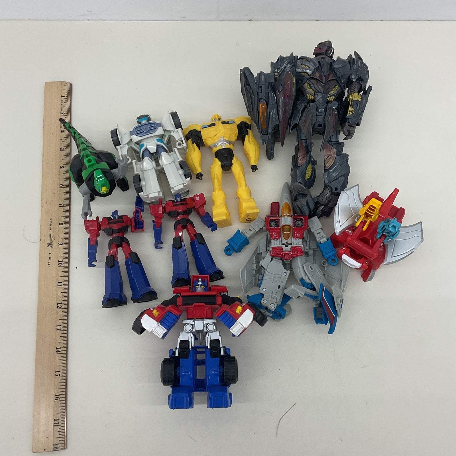 Preowned Transformers Multicolor Action Figure Bulk Toy Lot Figures - Warehouse Toys