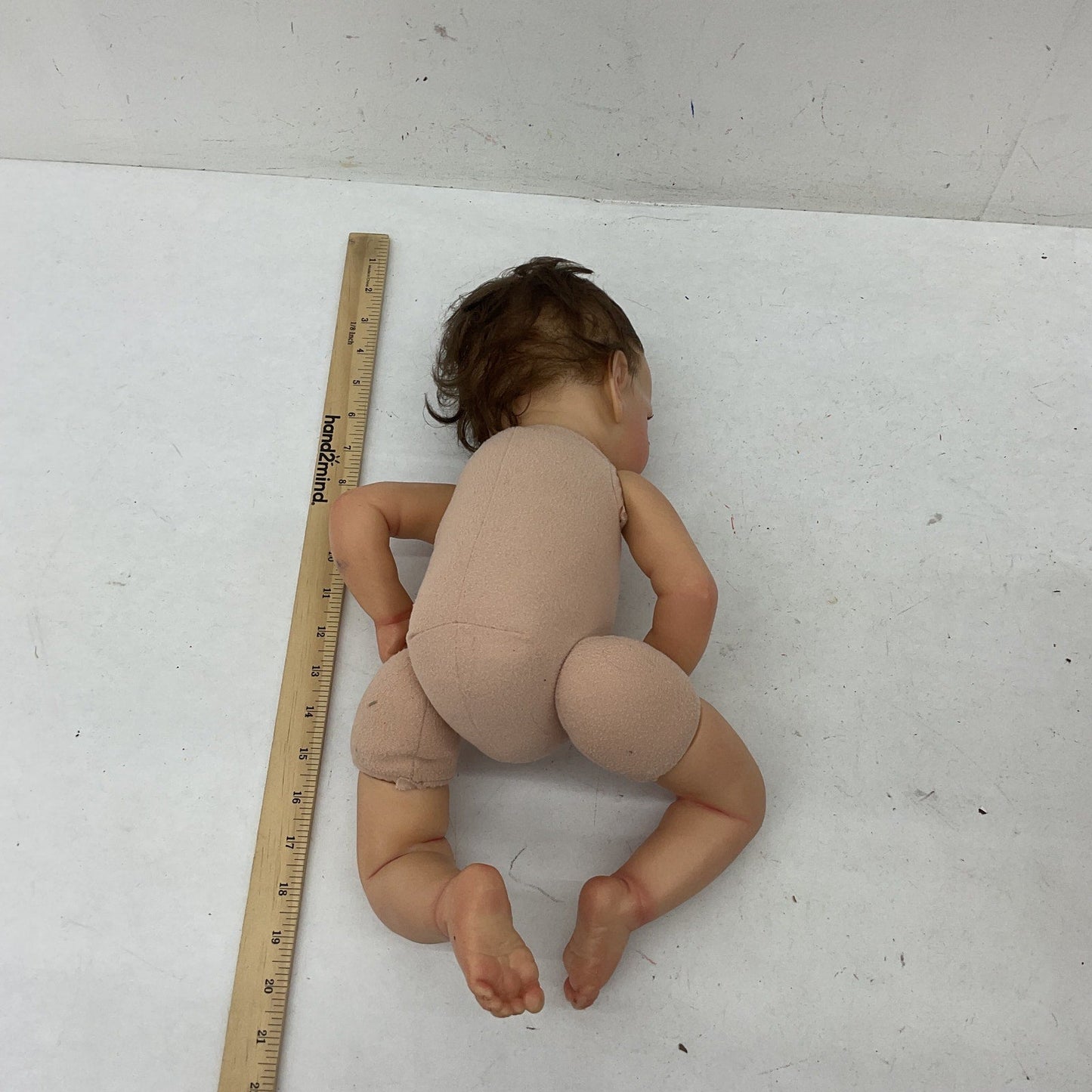 Preowned Unbranded Realistic Sleeping Baby Doll Brown Hair Open Eyes Beautiful - Warehouse Toys