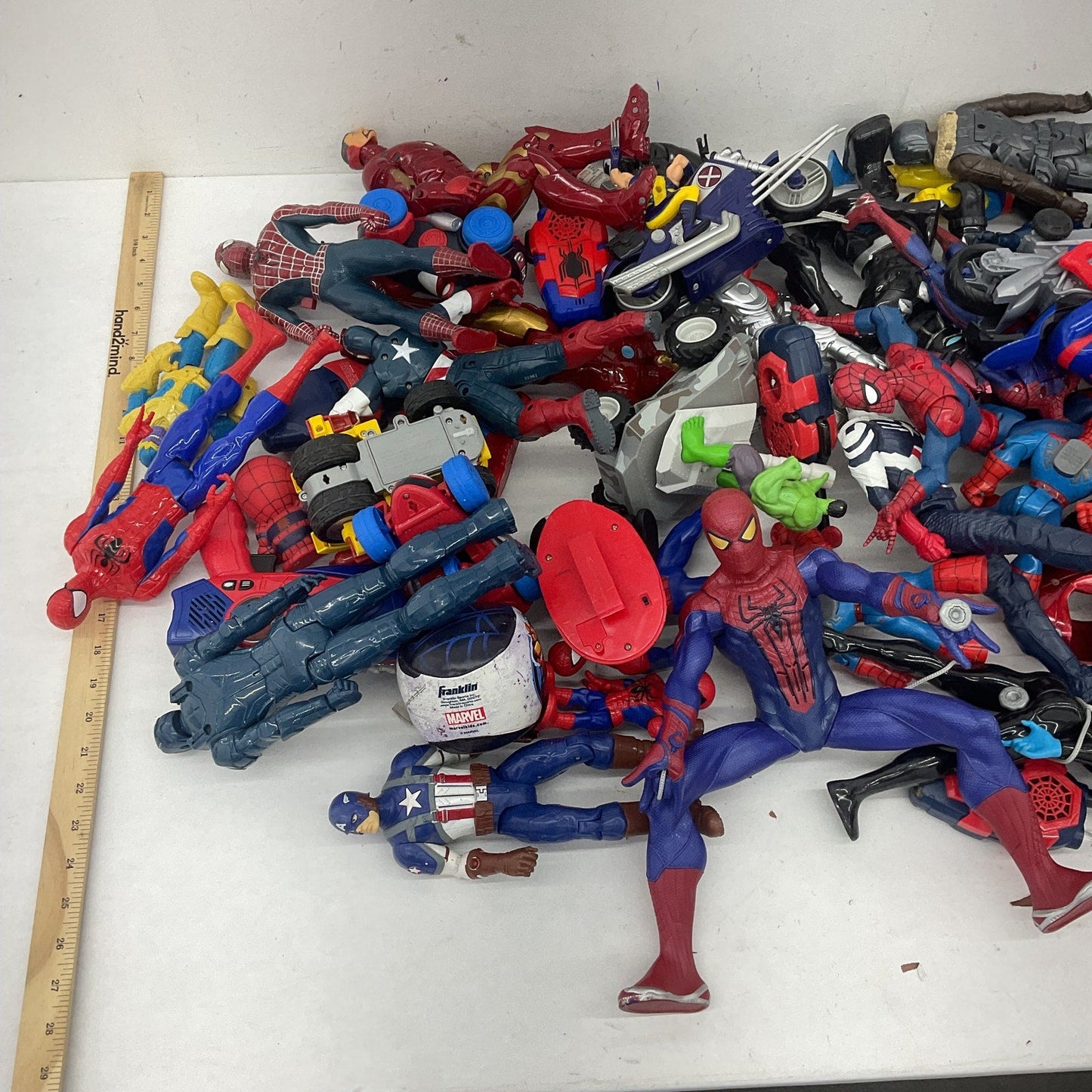 Random Loose Action Figures Toys LOT 25 lbs Preowned DC Spiderman Marvel Others - Warehouse Toys