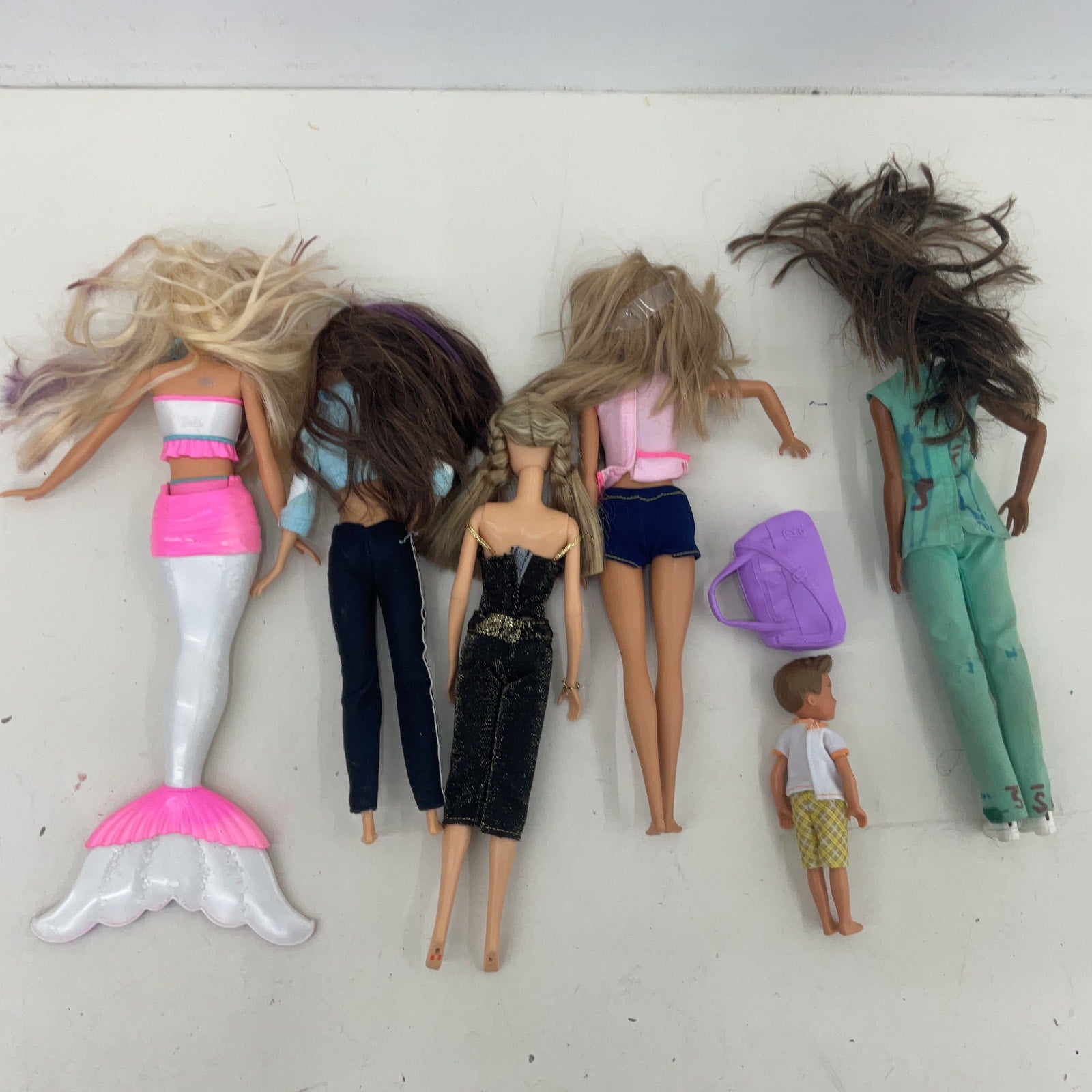 Random LOT Mixed Loose Preowned Mattel Barbie & Others Fashion Play Dolls - Warehouse Toys