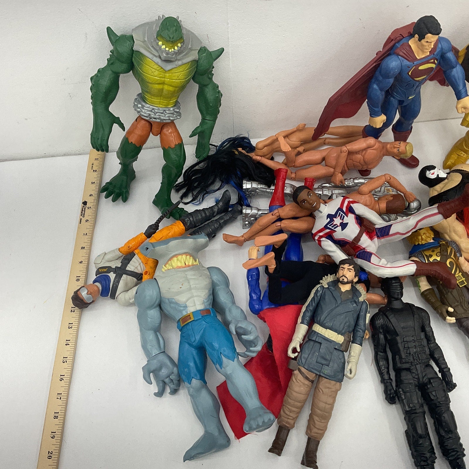 Random Mix Loose Action Figures Toys LOT 10 lbs Preowned DC Marvel Power Rangers - Warehouse Toys