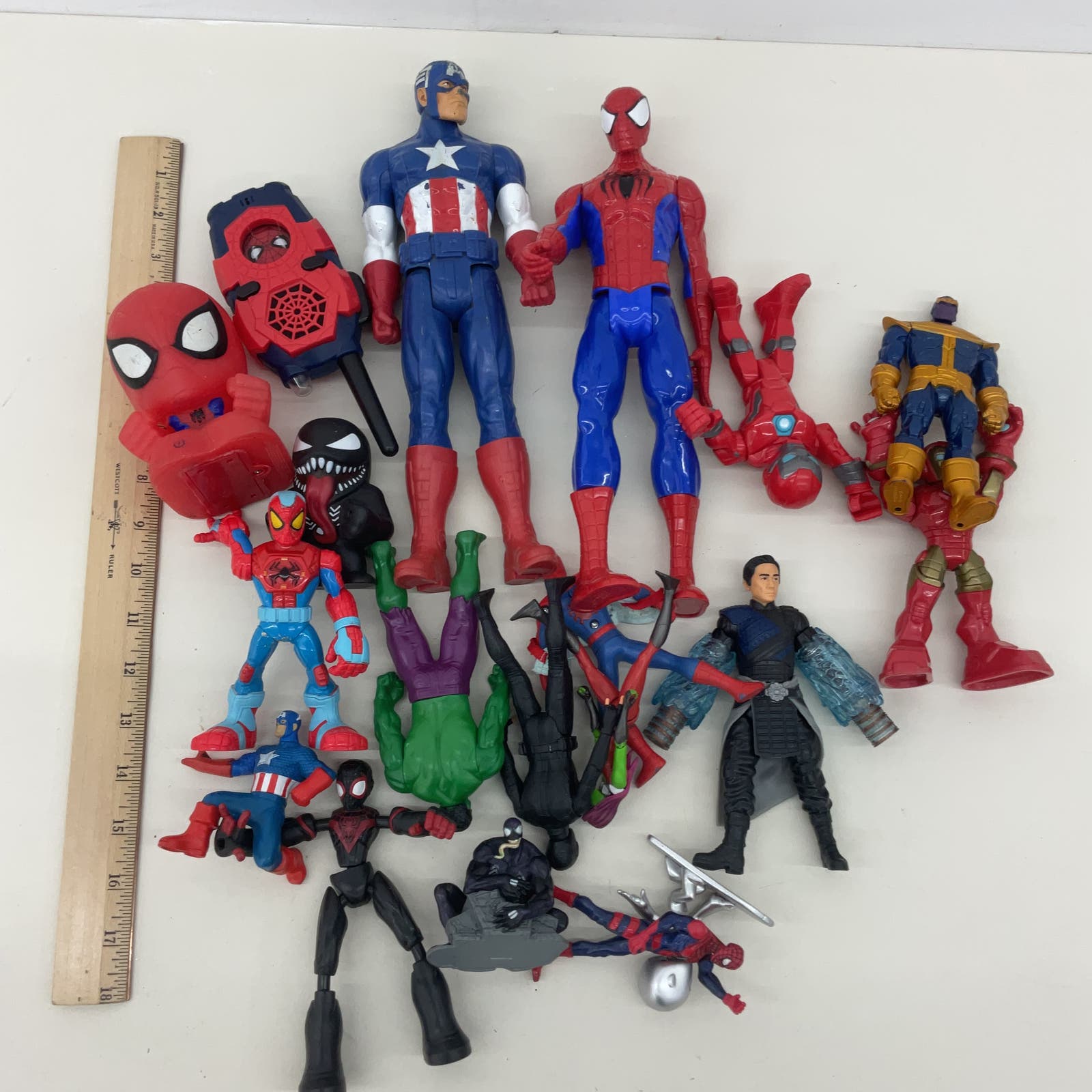 Random Mixed Action Figures Marvel Avengers Spiderman Loose - Warehouse Toys