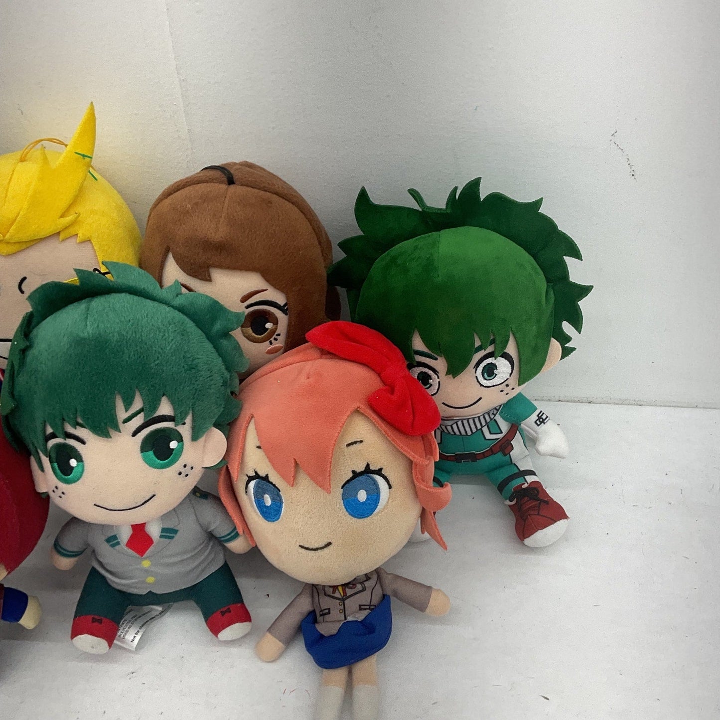 Random Mixed Anime Cartoon Character Plush Dolls Natsuki My Hero Academia Etc - Warehouse Toys