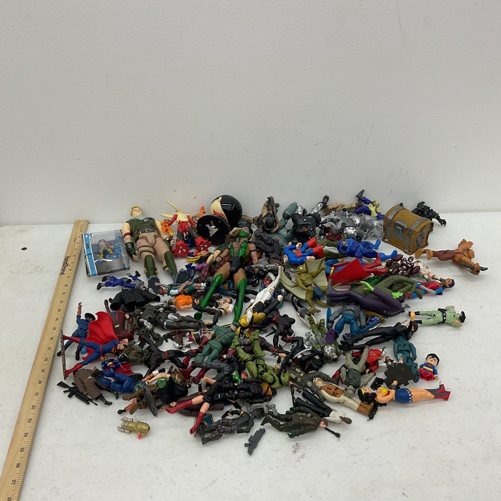 Random Mixed Loose Action Figures Toys LOT 10 lbs Preowned DC Marvel & Others - Warehouse Toys