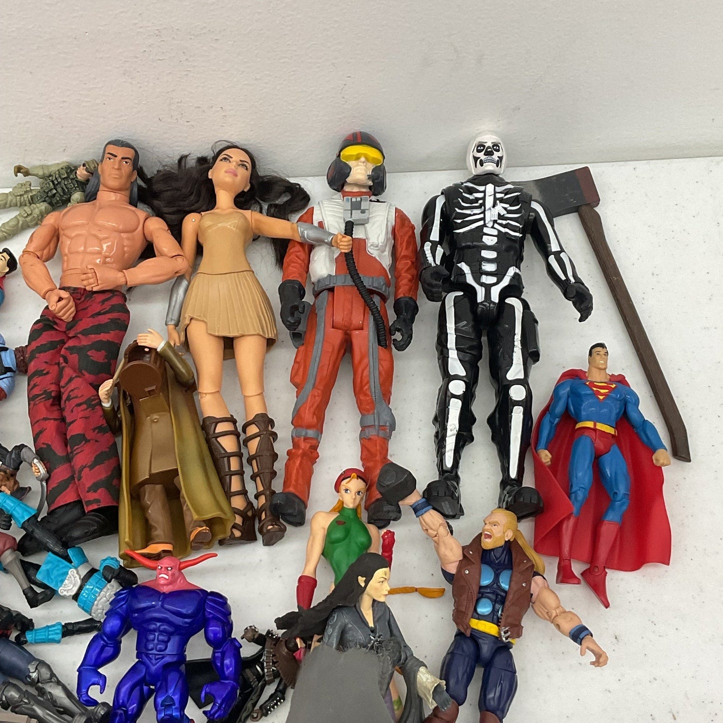 Random Mixed Loose Action Figures Toys LOT 10 lbs Preowned DC Marvel & Others - Warehouse Toys