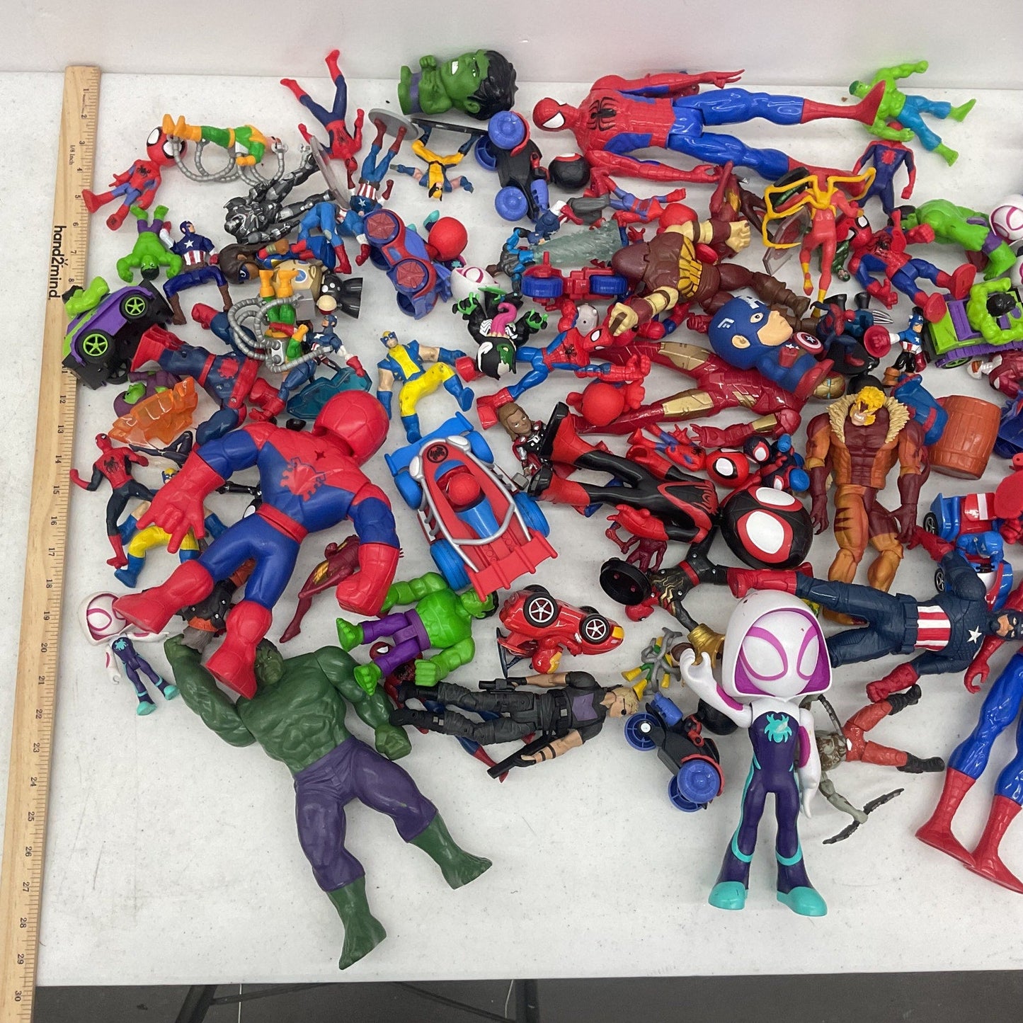 Random Mixed Loose Action Figures Toys LOT 15 lbs Preowned DC Marvel & Others - Warehouse Toys