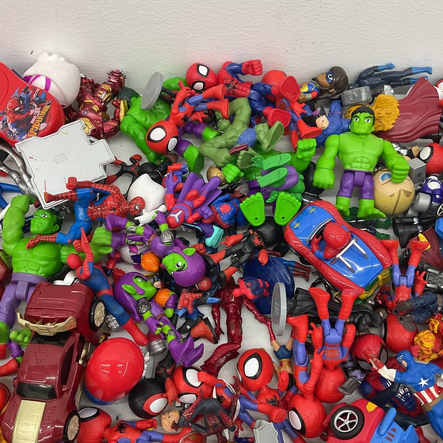 Random Mixed Loose Action Figures Toys LOT 20 lbs Preowned DC Marvel & Others - Warehouse Toys