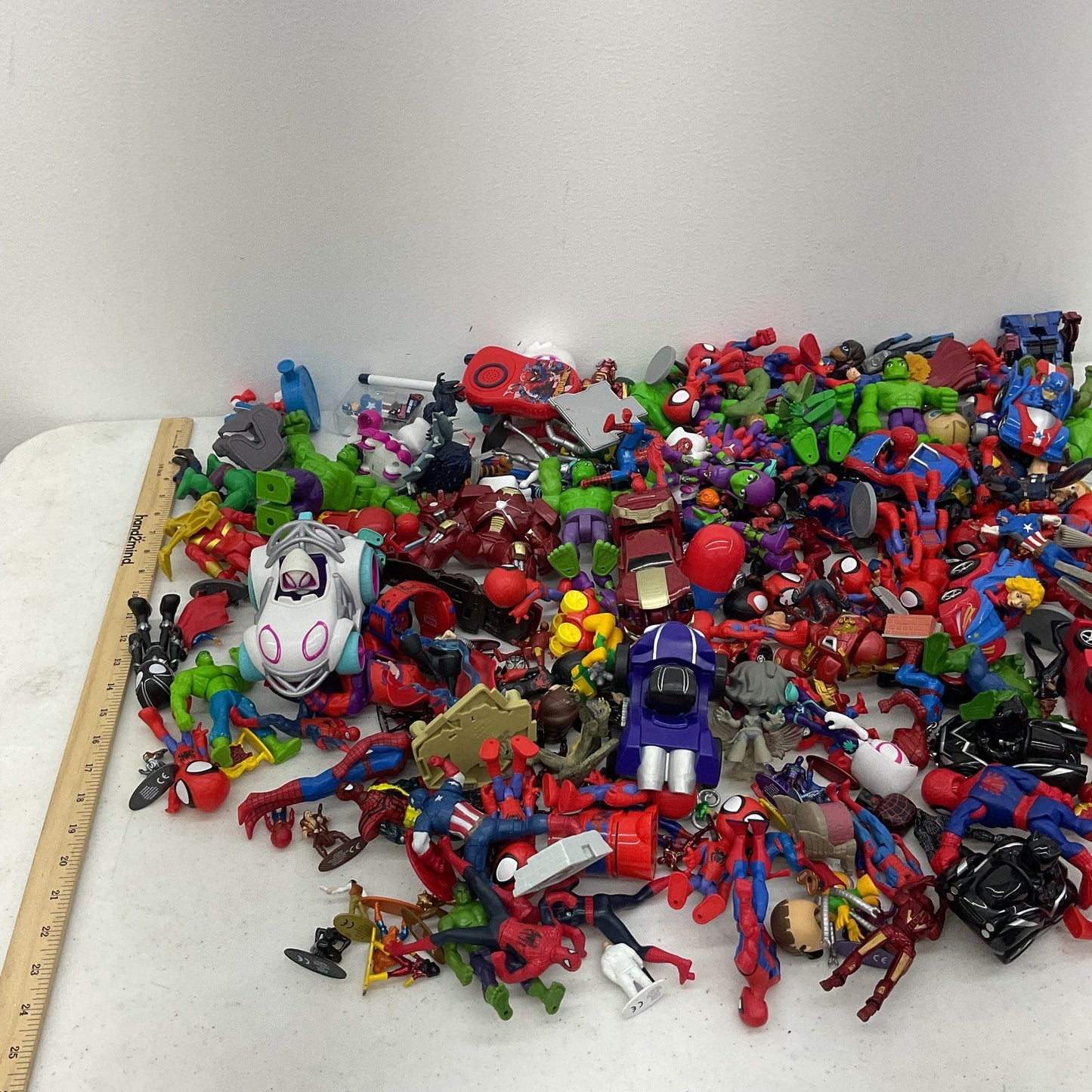 Random Mixed Loose Action Figures Toys LOT 20 lbs Preowned DC Marvel & Others - Warehouse Toys