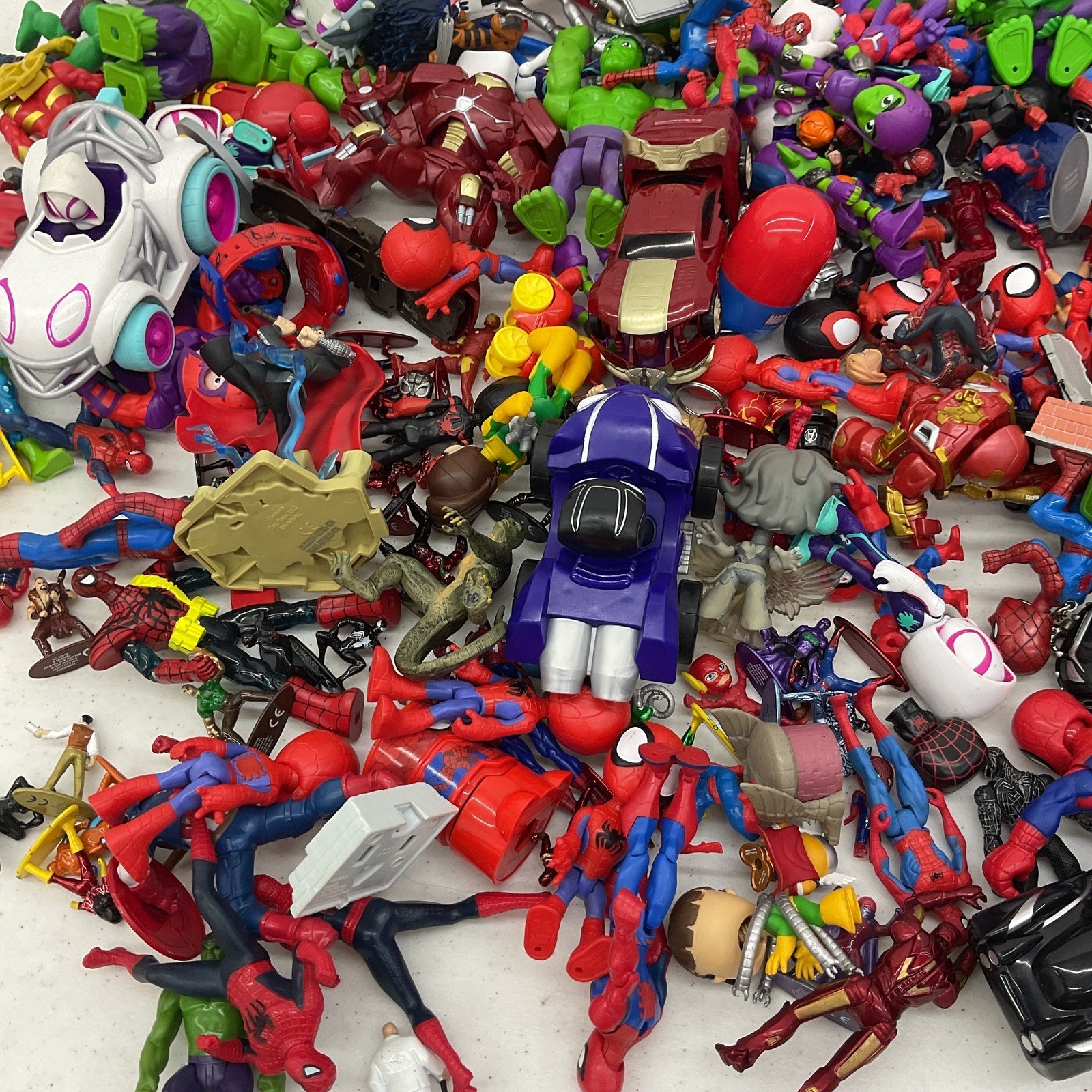 Random Mixed Loose Action Figures Toys LOT 20 lbs Preowned DC Marvel & Others - Warehouse Toys