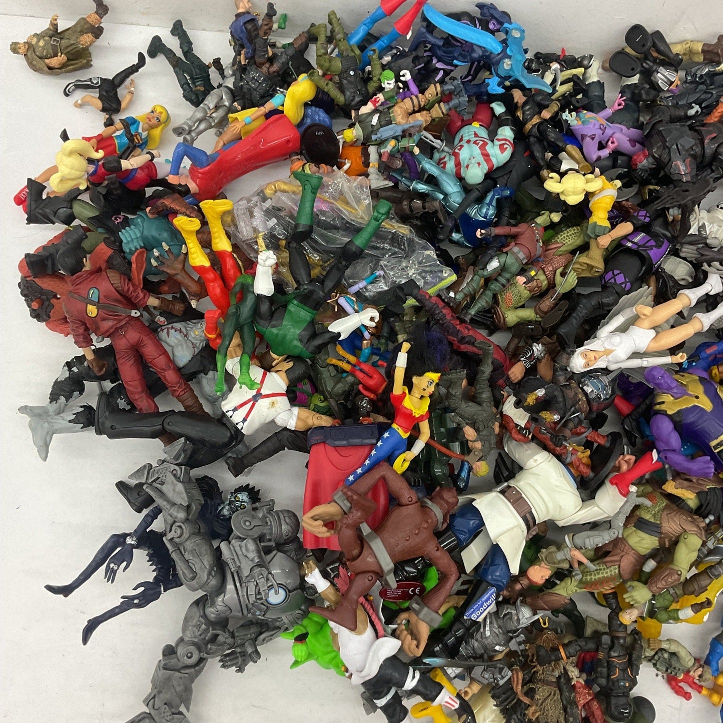 Random Mixed Loose Action Figures Toys LOT 20 lbs Preowned DC MOTU Xenomorph - Warehouse Toys