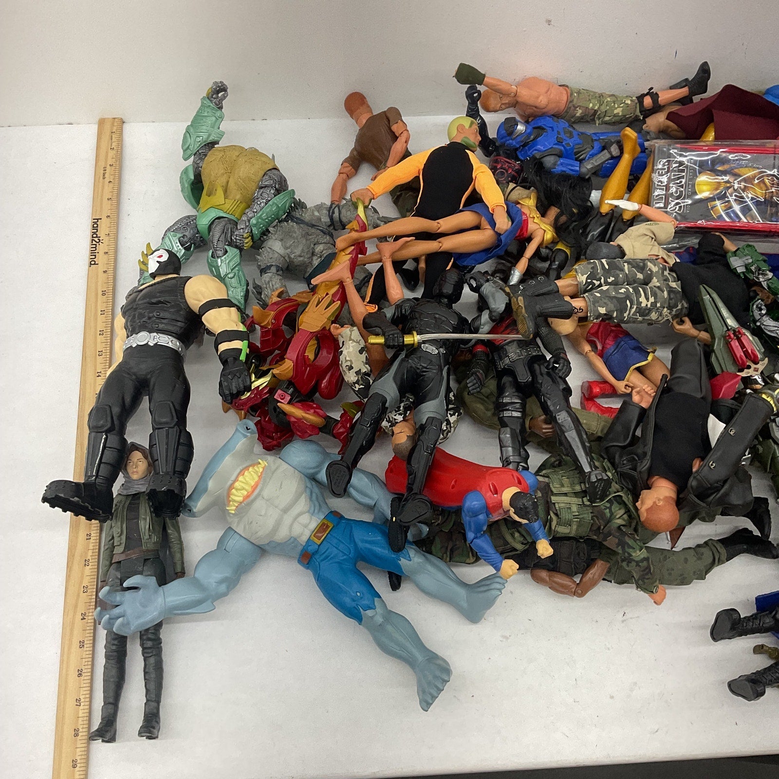 Random Mixed Loose Action Figures Toys LOT 25 lbs Preowned DC Marvel & Others - Warehouse Toys