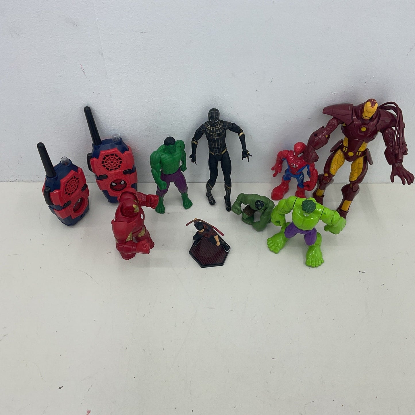 Random Mixed Loose Action Figures Toys LOT Preowned DC Marvel Avengers Others - Warehouse Toys