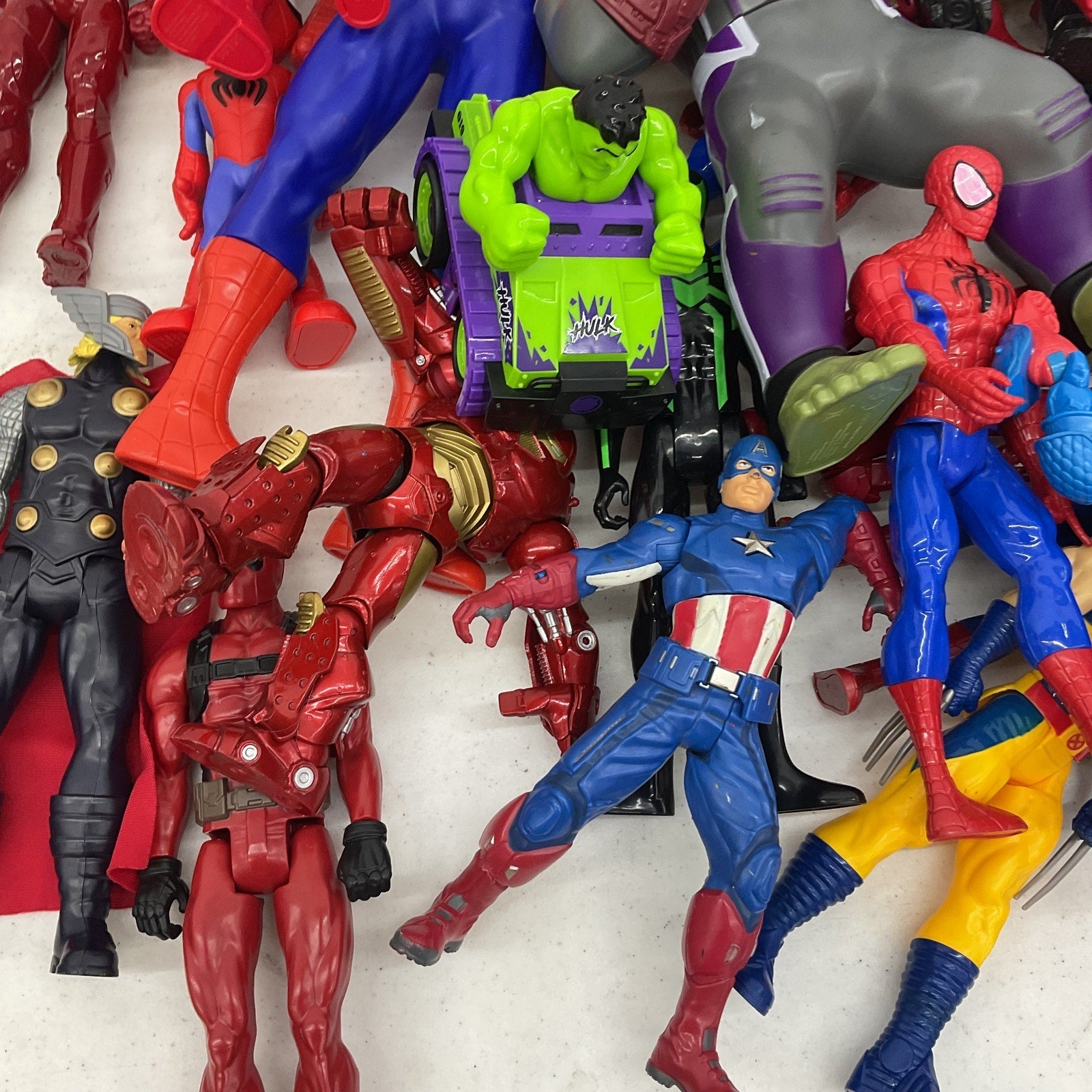 Random Mixed Loose Action Figures Toys LOT Preowned DC Marvel & Others 25 lbs - Warehouse Toys