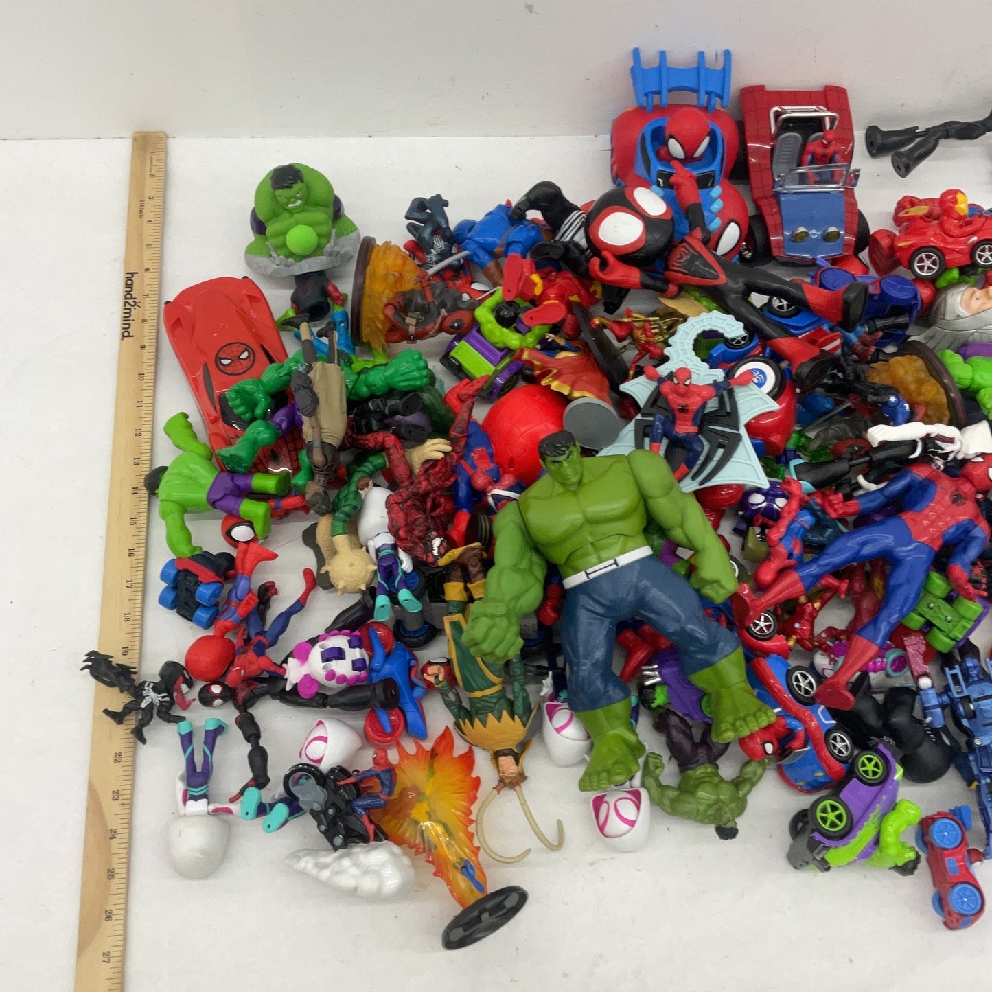 Random Mixed Loose Action Figures Toys LOT Preowned DC Marvel & Others Hulk - Warehouse Toys