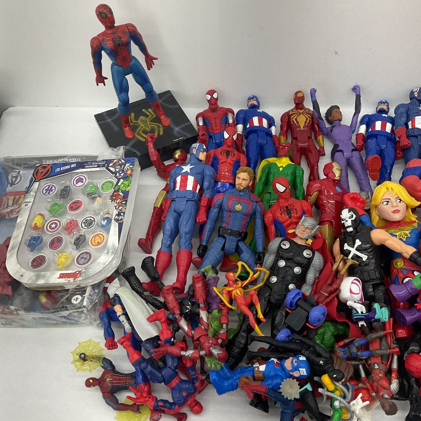 Random Toys Preowned Mixed Loose Action Figures LOT 25 lbs DC Marvel & Others - Warehouse Toys