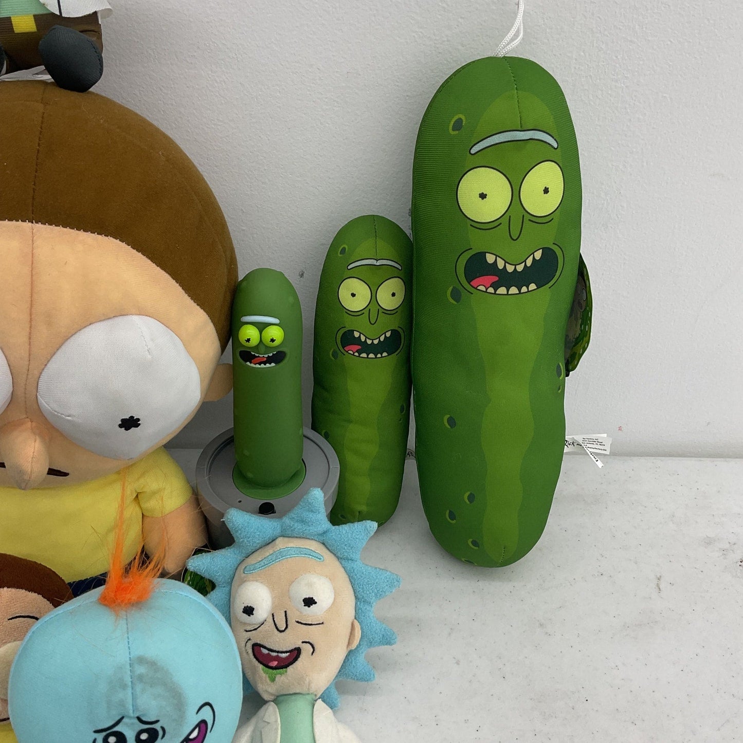 Rick & Morty Plush Toys Mix Characters LOT Preowned Pickle Rick Mr Meeseeks 5lb - Warehouse Toys