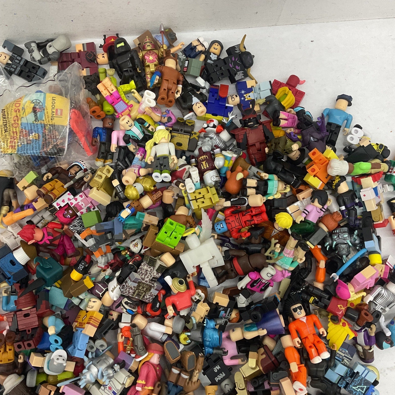 Roblox HUGE LOT 7 lbs Preowned Mixed Figures Accessories Toys Characters Random - Warehouse Toys