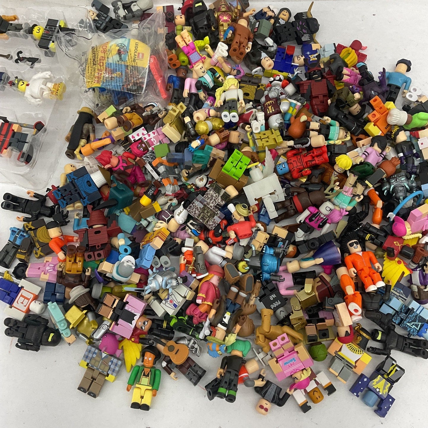 Roblox HUGE LOT 7 lbs Preowned Mixed Figures Accessories Toys Characters Random - Warehouse Toys