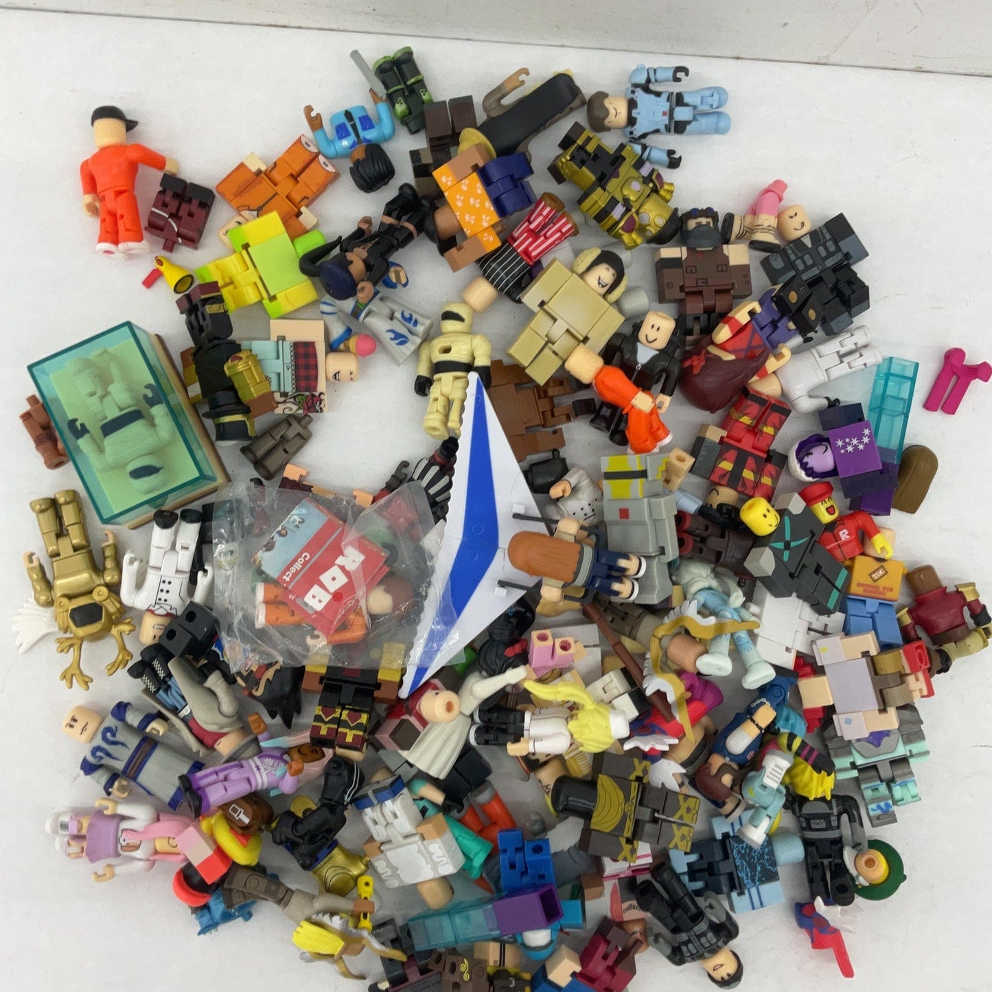 Roblox LOT 3+ lbs Preowned Mixed Figures Accessories Toys Characters Random - Warehouse Toys