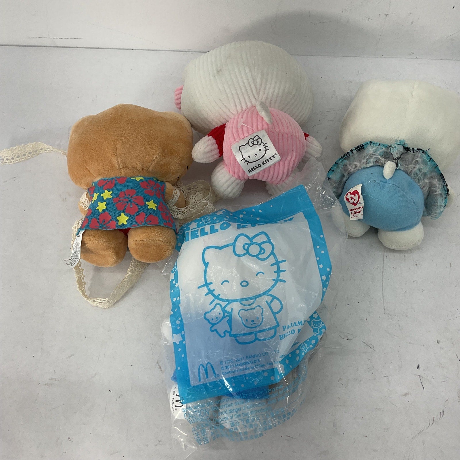 Sanrio CUTE Hello Kitty Character Plush Dolls Preowned LOT Hawaii Corduroy Bear - Warehouse Toys