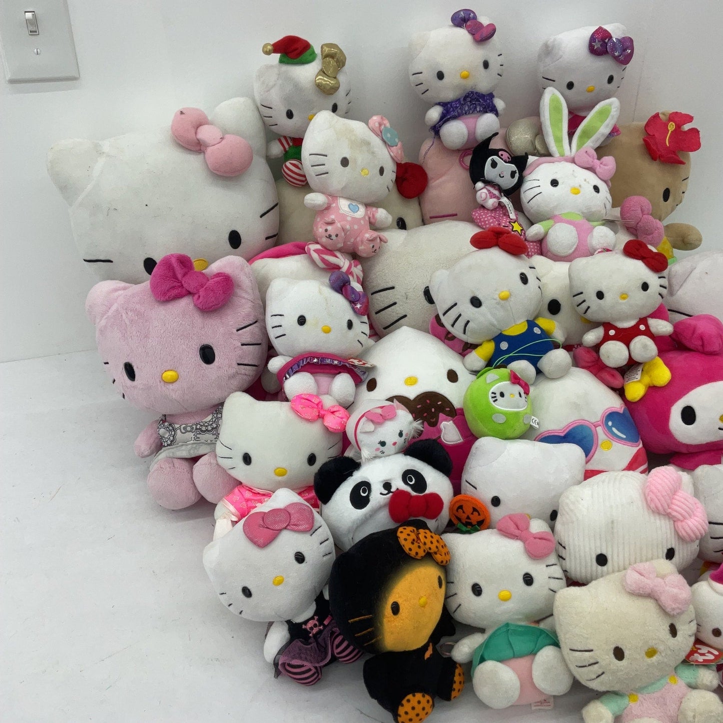 Sanrio Hello Kitty Assorted Designs & Sizes Plush Toys Preowned LOT 12 lbs - Warehouse Toys