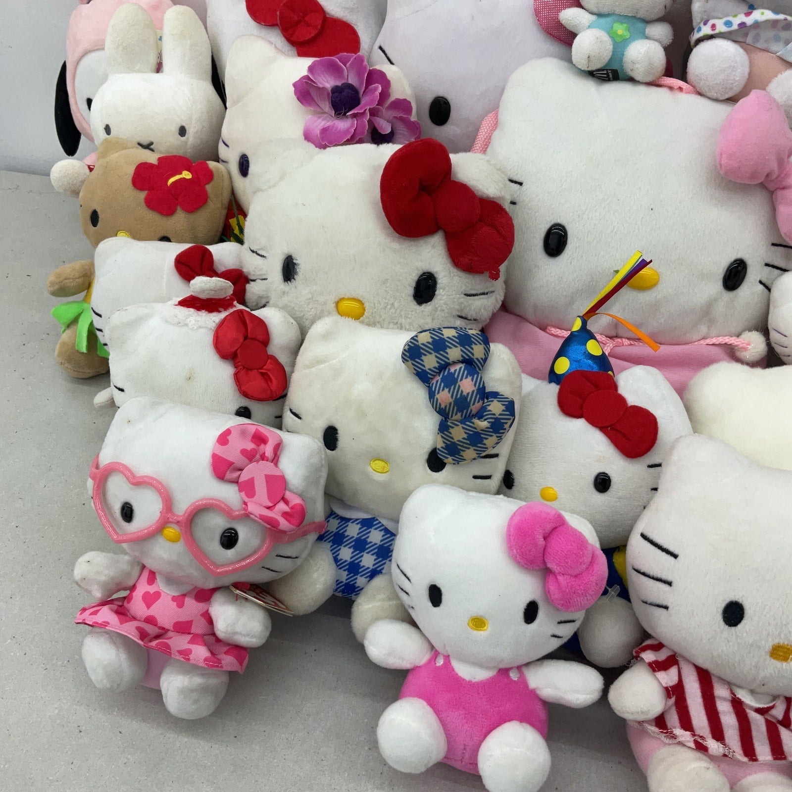 Sanrio Hello Kitty Character Plush Toys Assorted Designs Preowned LOT 11 lbs - Warehouse Toys