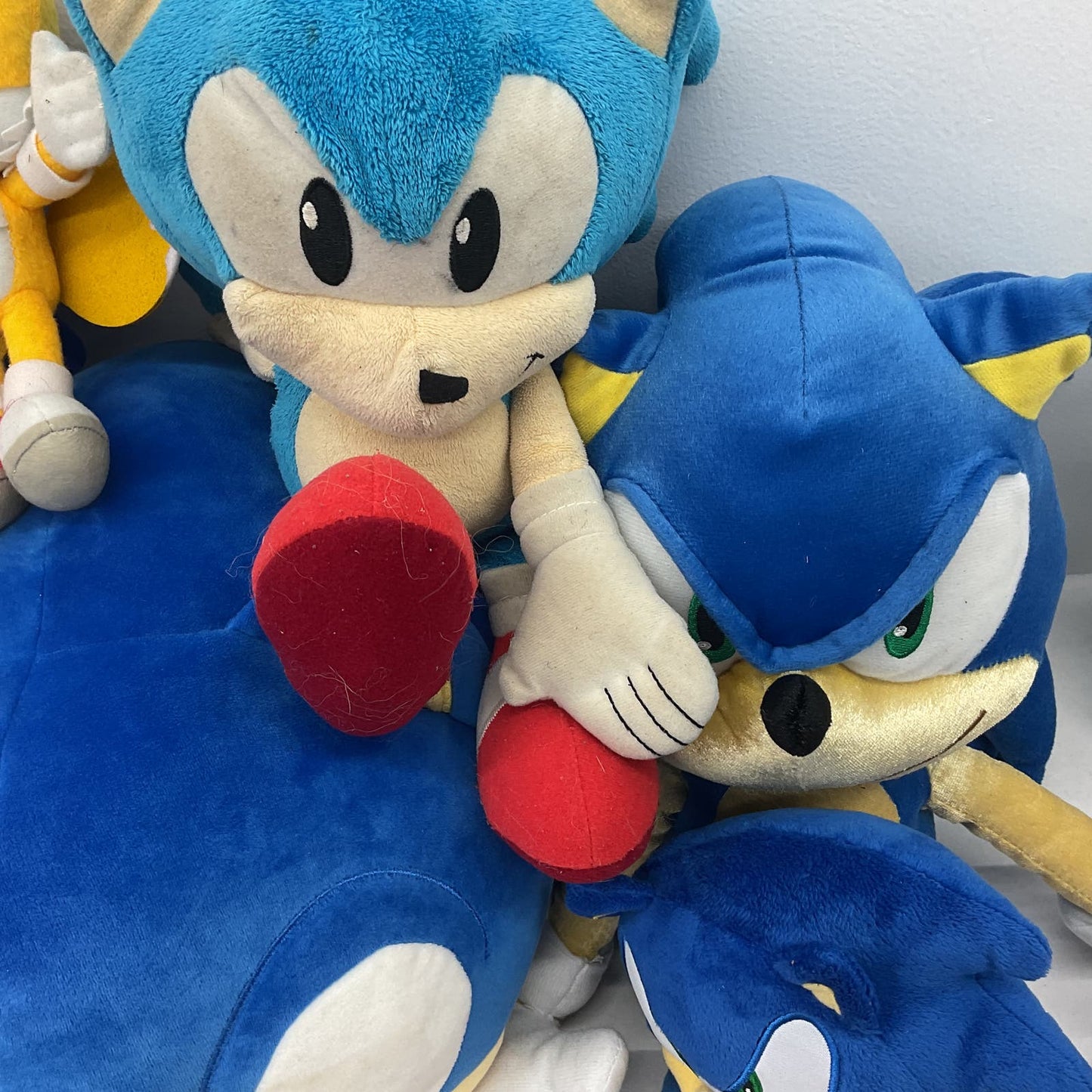 SEGA Sonic The Hedgehog Tails Yellow Blue Stuffed Plush Animal Wholesale Lot - Warehouse Toys