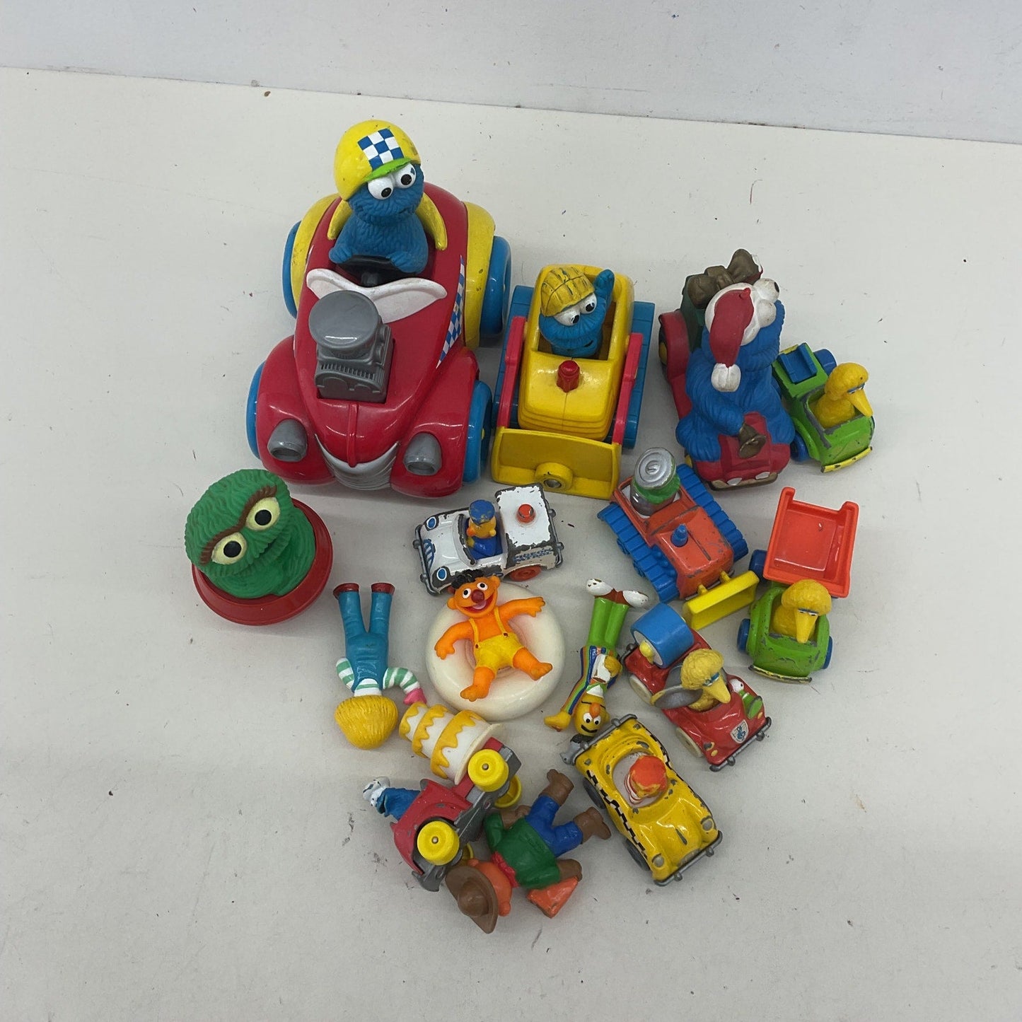 Sesame Street Toy Lot Big Bird Oscar Cookie Monster Wholesale Toys - Warehouse Toys