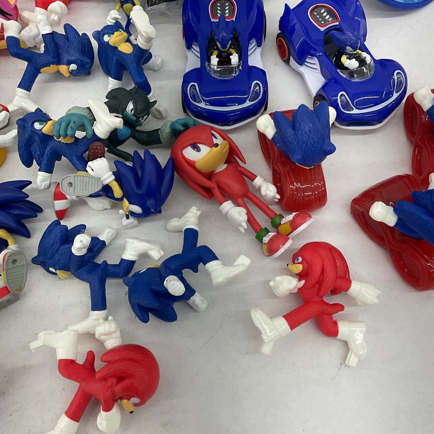 Sonic the Hedgehog Action Figure Toy Lot Multicolor Tails Knuckles - Warehouse Toys