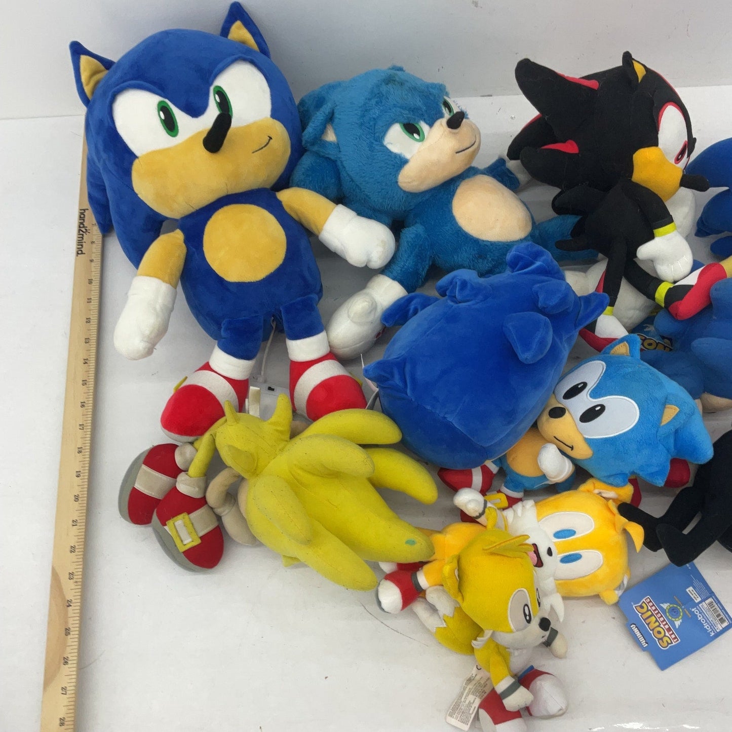 Sonic the Hedgehog Assorted Characters Stuffed Animals LOT Preowned 12 lbs Amy - Warehouse Toys