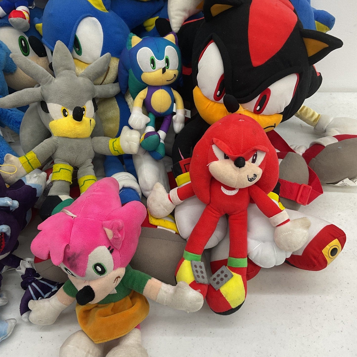 Sonic the Hedgehog Stuffed Animals Tails Knuckles LOT Preowned 13 lbs Amy - Warehouse Toys