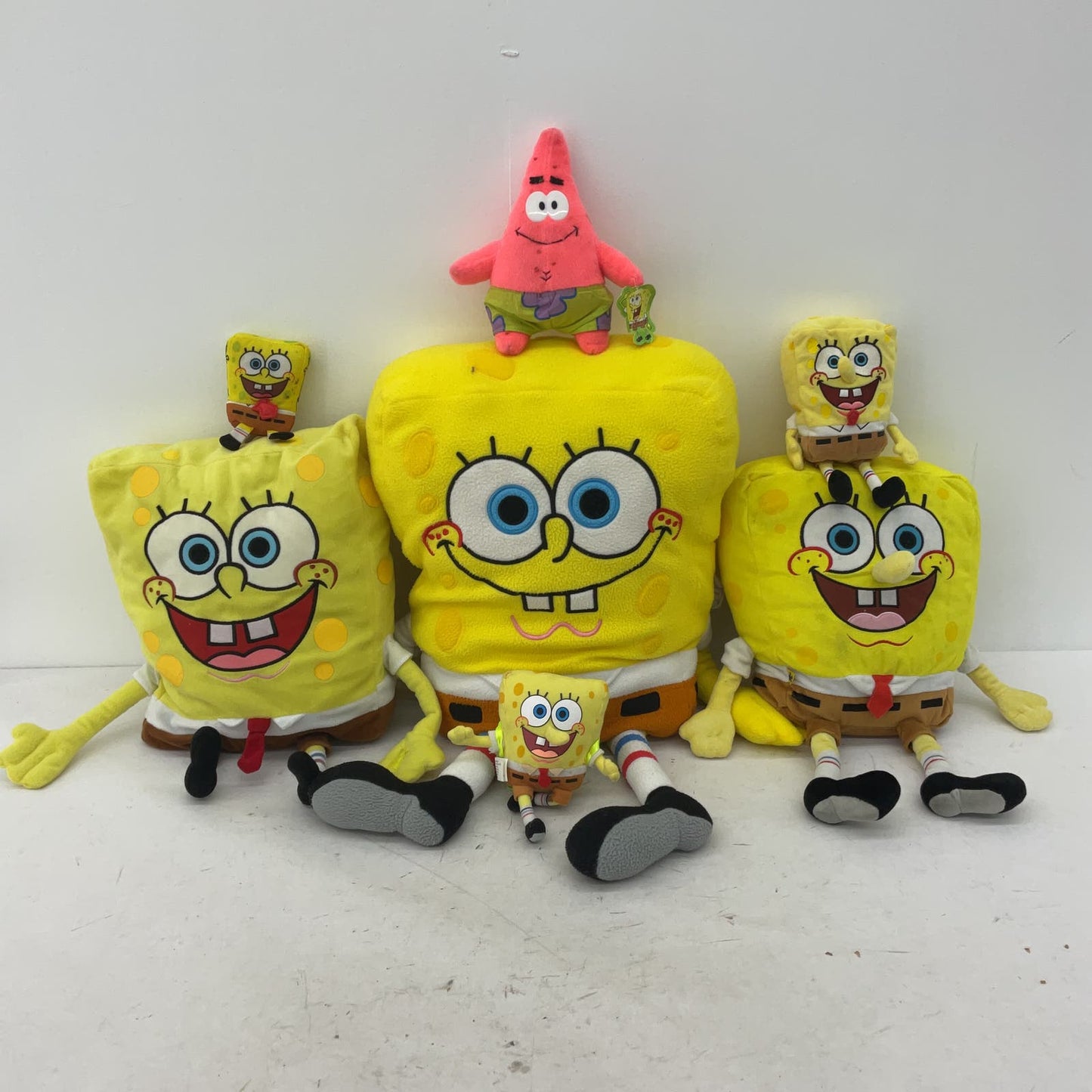 Spongebob Yellow Stuffed Animal Plush Toy Lot Patrick Nickelodeon - Warehouse Toys