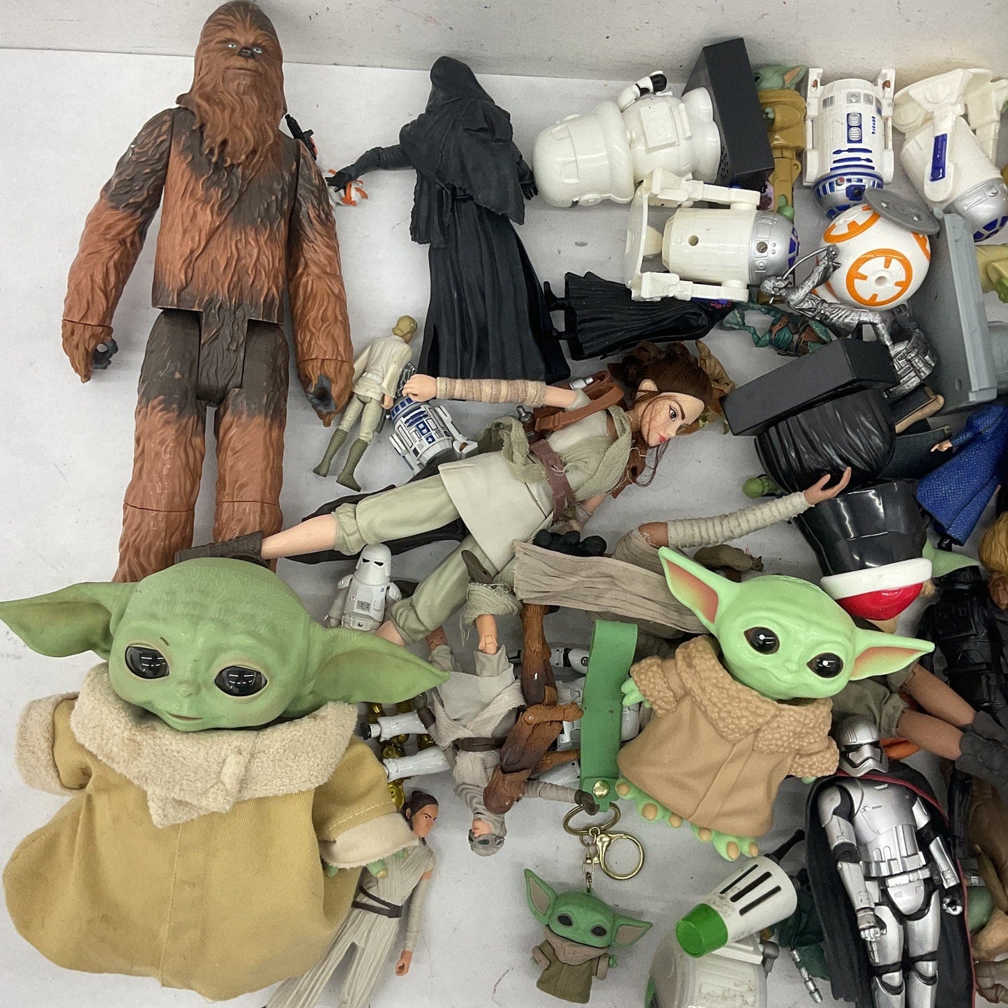 Star Wars Action Figure Collection Mixed Loose Figures Toys Preowned LOT 10 lbs - Warehouse Toys