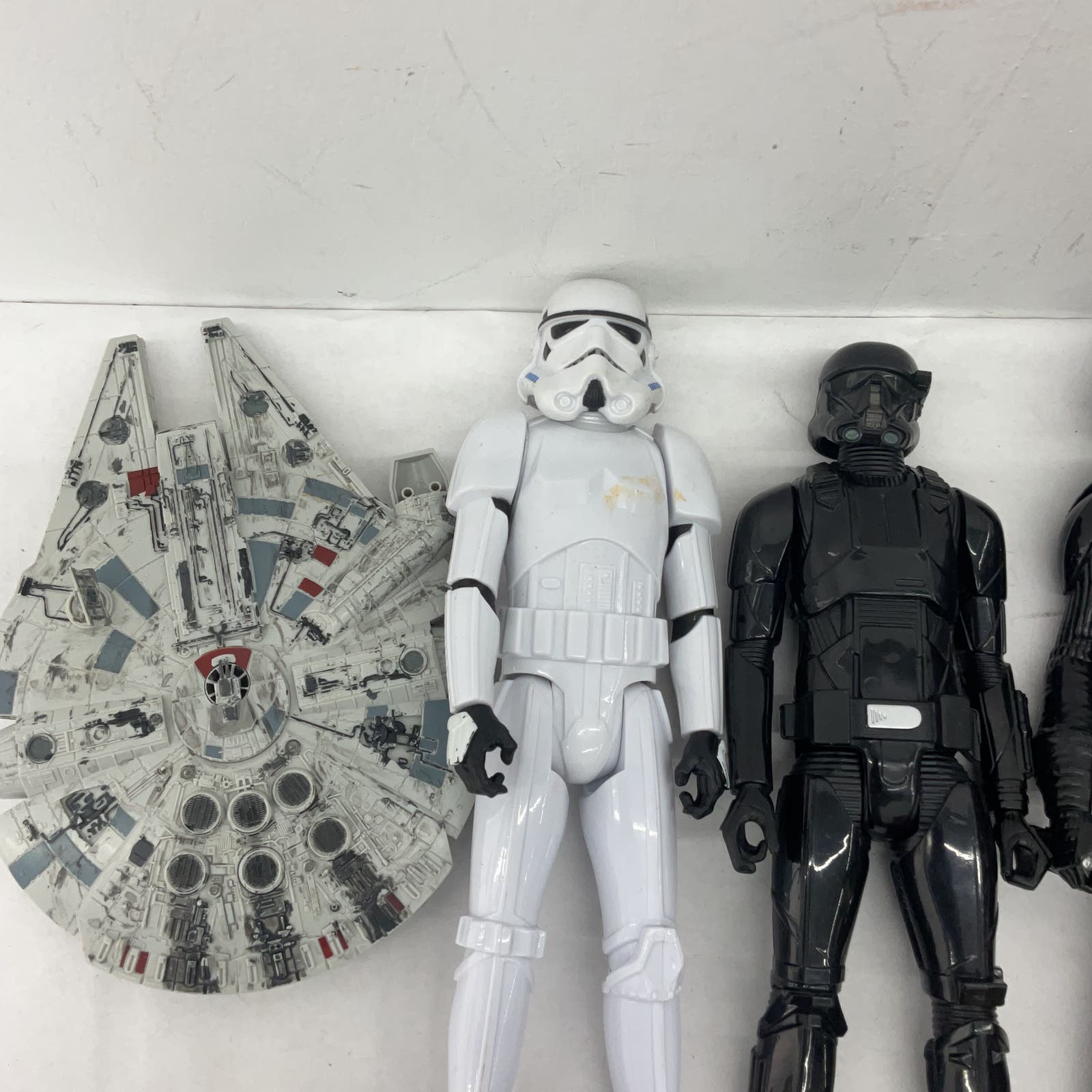 Star Wars Multicolor Action Figure Toy Wholesale Lot Darth Vader Stormtrooper - Warehouse Toys