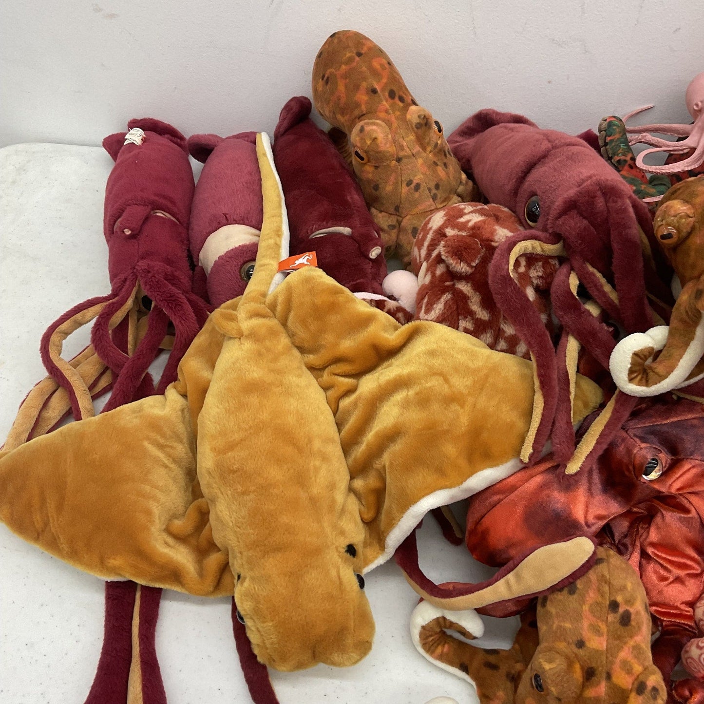 Stuffed Animals Preowned LOT 11 lbs Aquatic Octopus Octopuses Squid Ocean Life - Warehouse Toys