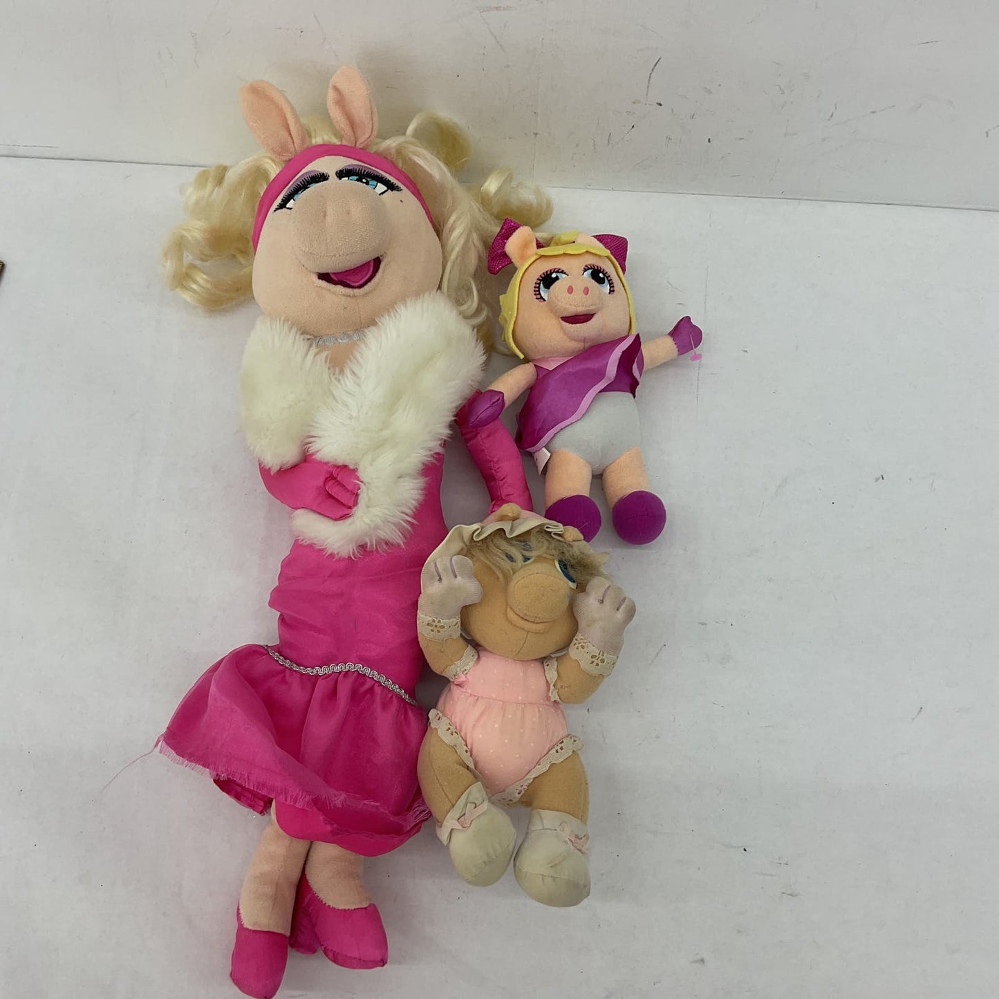 The Muppets Miss Piggy Stuffed Animal Toy Doll Vintage Lot - Warehouse Toys